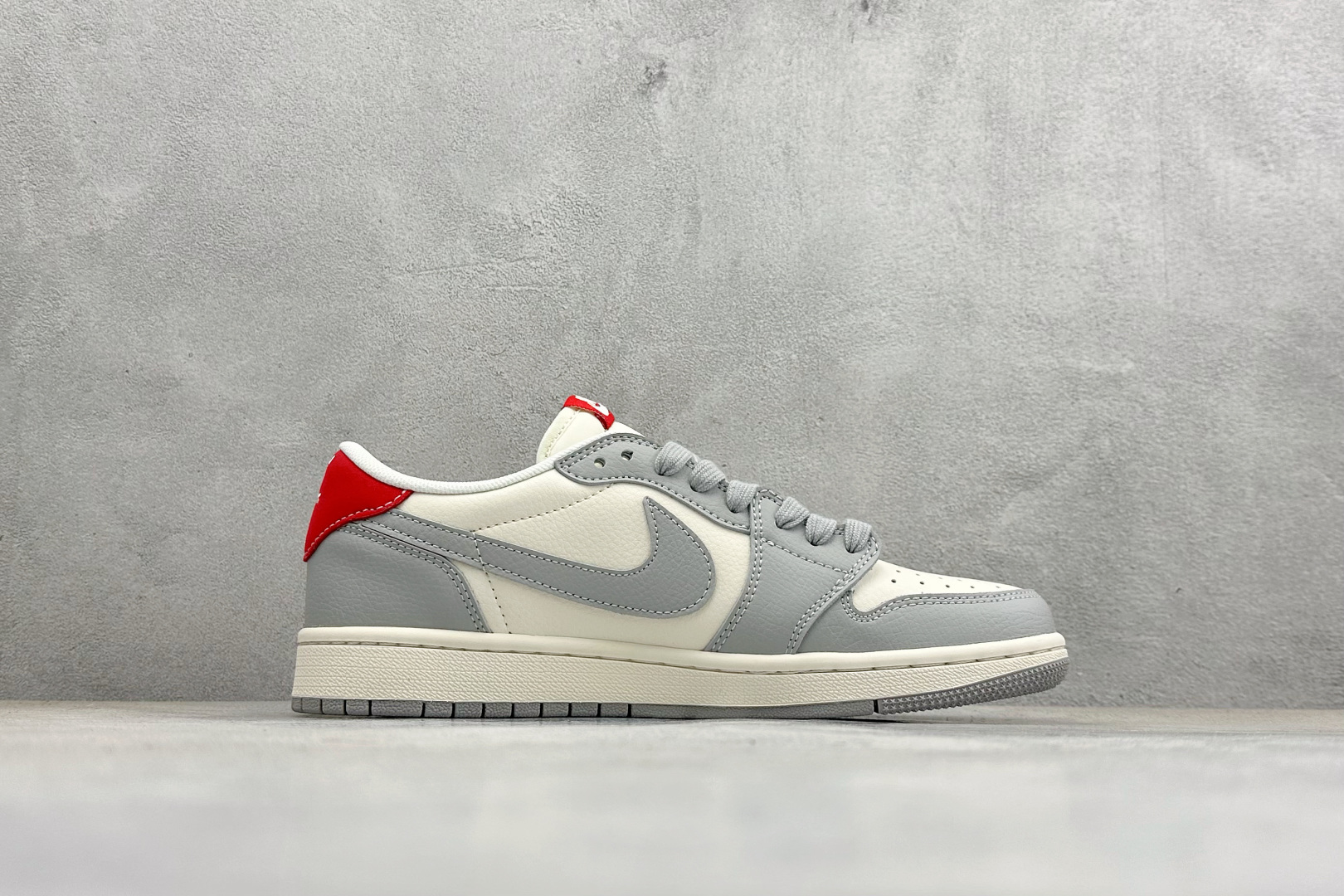 Air Jordan 1 Low AJ1 乔1 马年限定 高端定制 低帮倒钩复古篮球鞋 XT6998-162