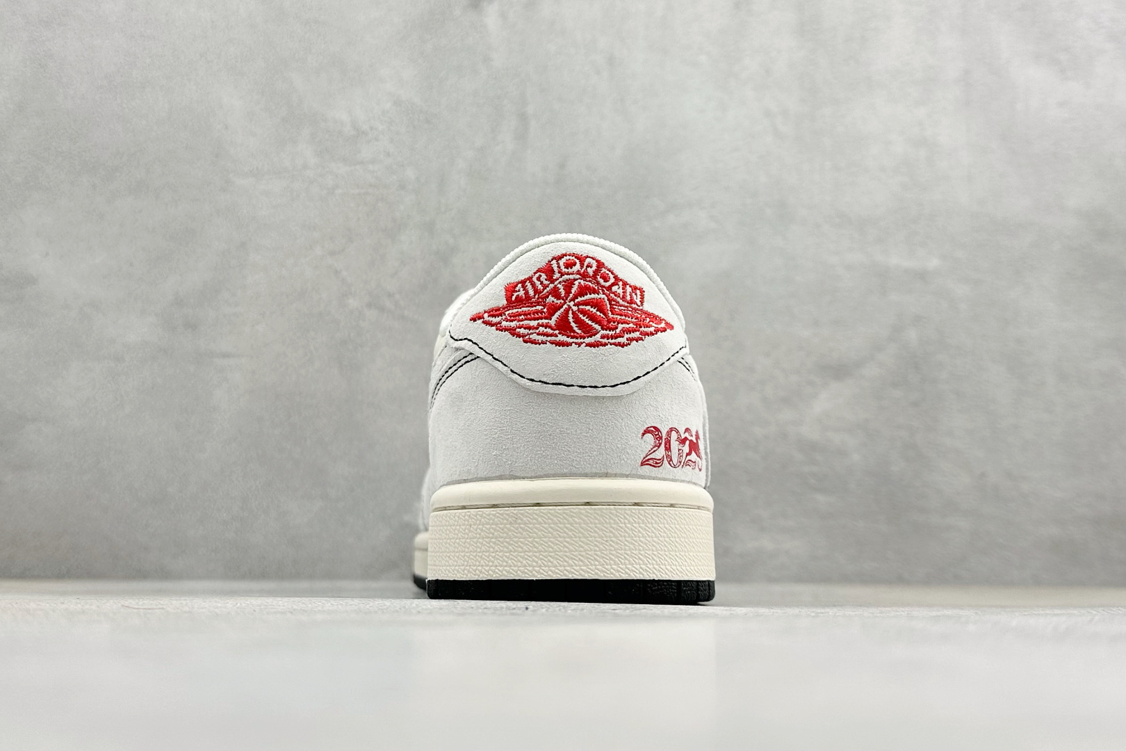 Air Jordan 1 Low AJ1 乔1 马年限定 高端定制 低帮倒钩复古篮球鞋 DX5688-002-Top High Quatity Cheap Sneakers Fashion Clothing Clothes Bags handbags Shoes of all Brand wholesale With The best Quality And Beautiful Price from China Factory Chinese suppliers wholesaler seller Air Jordan 1 Low AJ1 乔1 马年限定 高端定制 低帮倒钩复古篮球鞋 DX5688-002