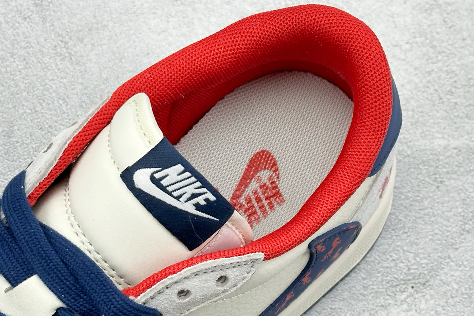 Air Jordan 1 Low AJ1 乔1 马年限定 高端定制 低帮倒钩复古篮球鞋 DX5688-003