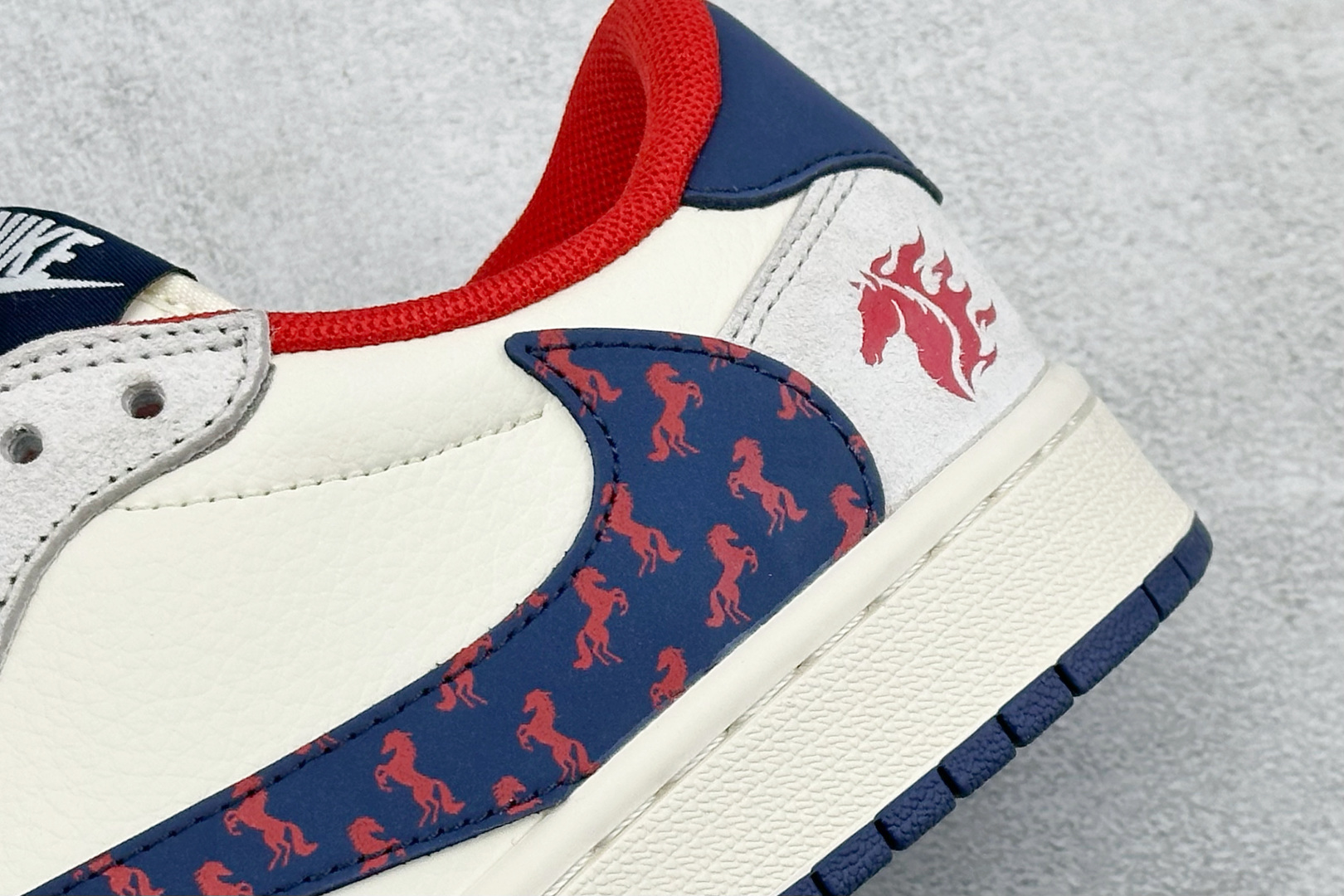 Air Jordan 1 Low AJ1 乔1 马年限定 高端定制 低帮倒钩复古篮球鞋 DX5688-003