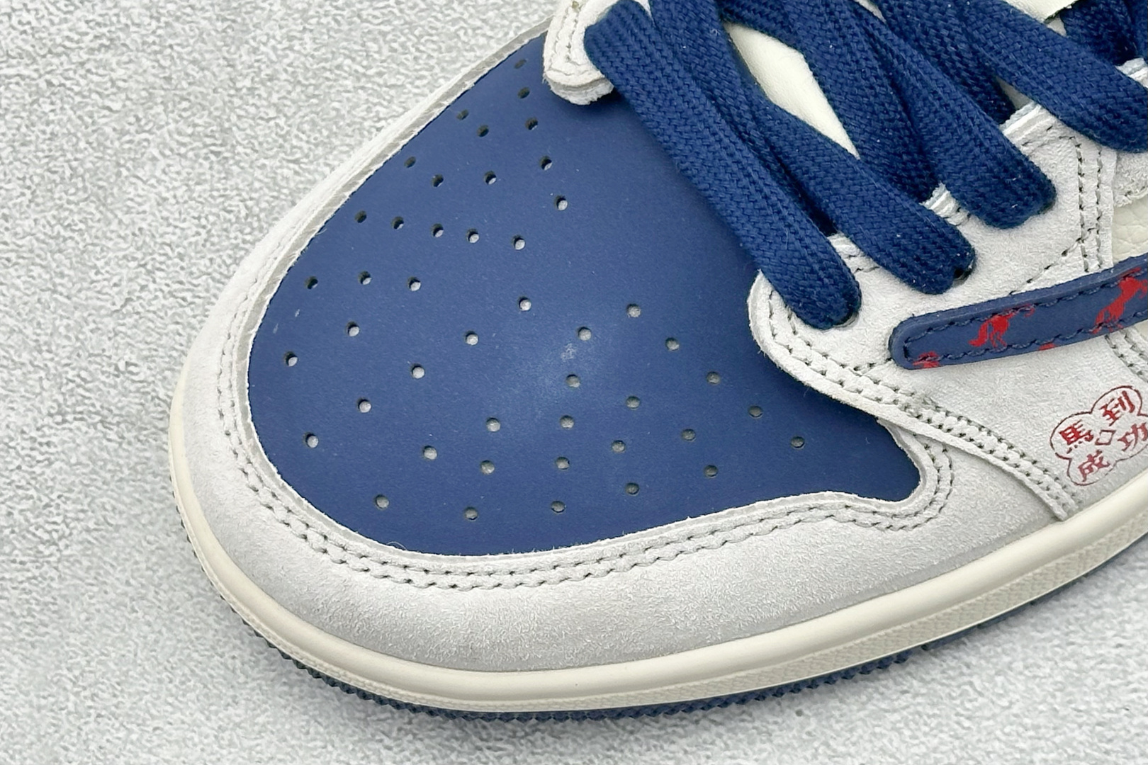 Air Jordan 1 Low AJ1 乔1 马年限定 高端定制 低帮倒钩复古篮球鞋 DX5688-003