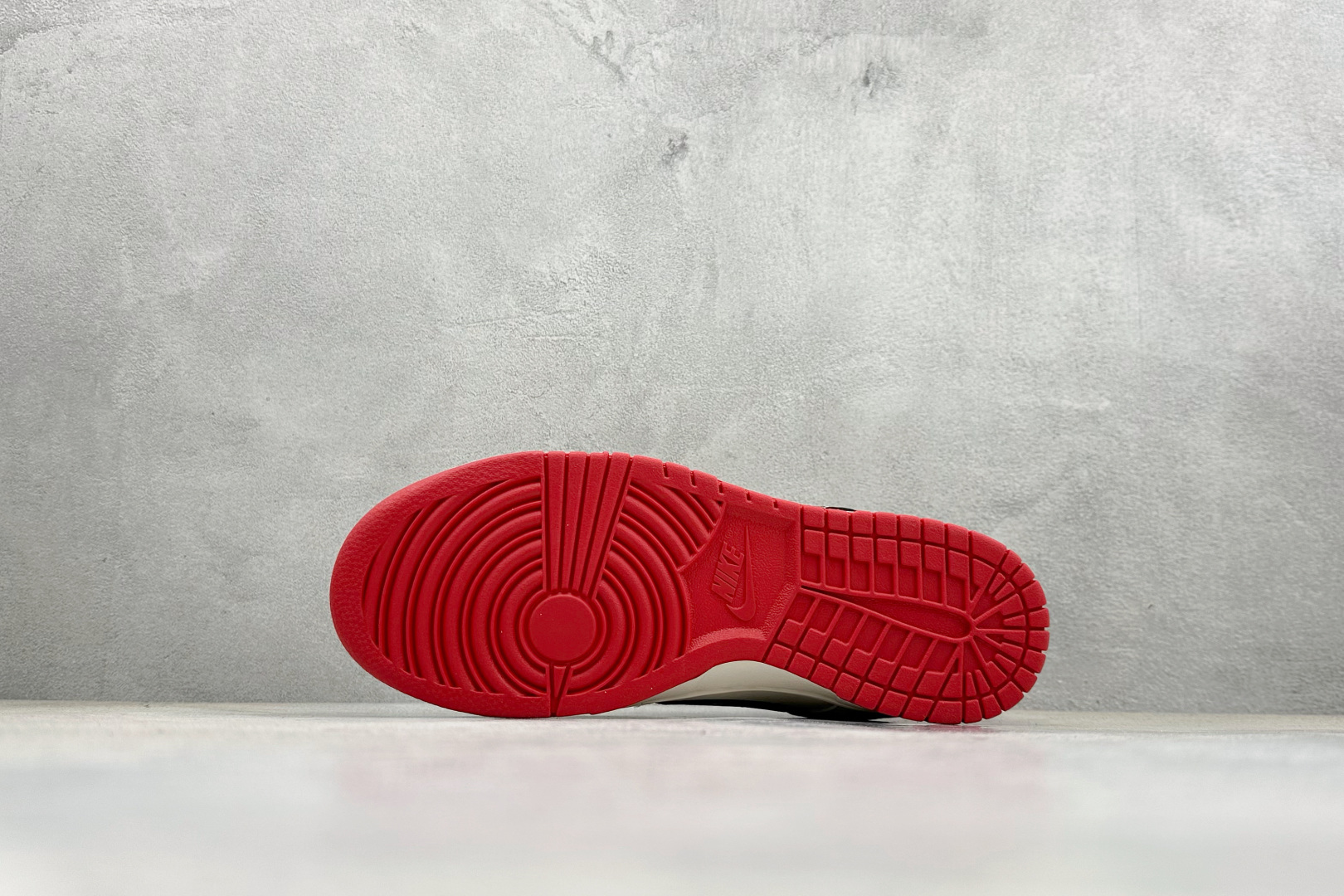 Nike Dunk Low Retro 马年限定 周年高端定制 低帮休闲板鞋 HG0026-010 Nike Dunk Low Retro 马年限定 周年高端定制 低帮休闲板鞋 HG0026-010