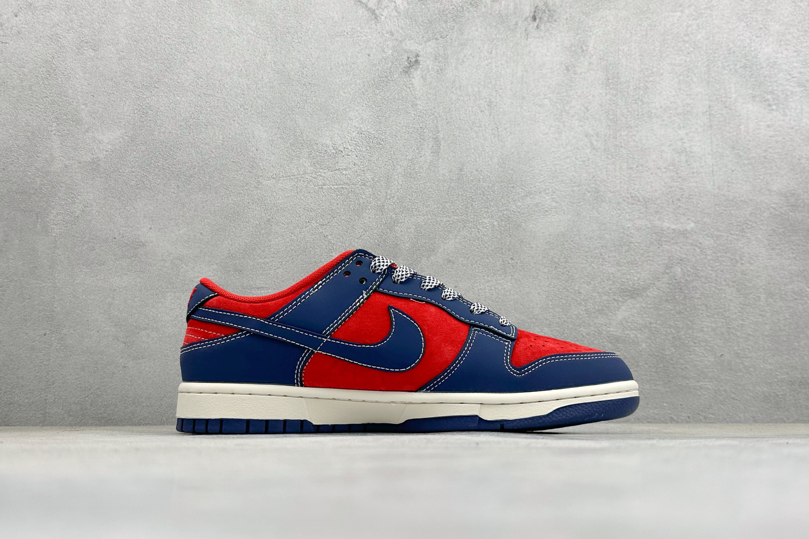 Nike Dunk Low Retro 马年限定 周年高端定制 低帮休闲板鞋 F9989-021 Nike Dunk Low Retro 马年限定 周年高端定制 低帮休闲板鞋 F9989-021