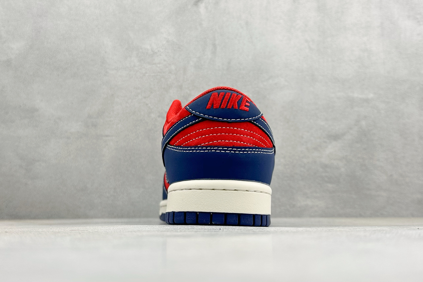 Nike Dunk Low Retro 马年限定 周年高端定制 低帮休闲板鞋 F9989-021 Nike Dunk Low Retro 马年限定 周年高端定制 低帮休闲板鞋 F9989-021