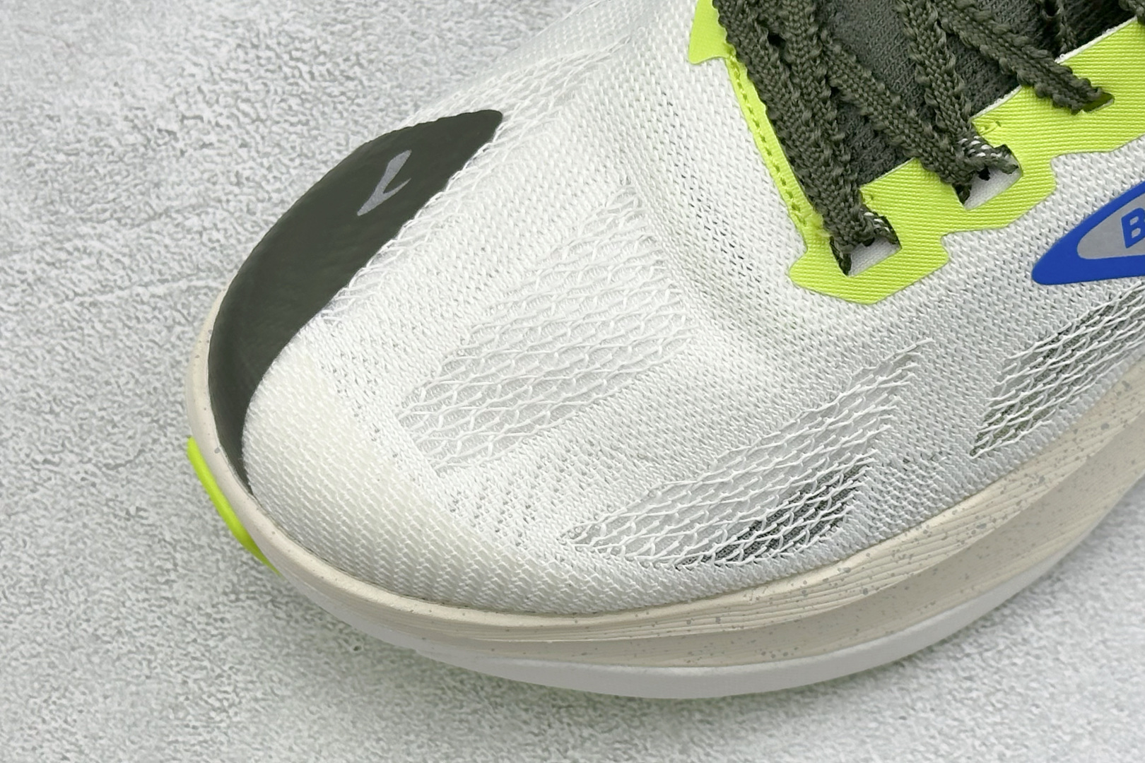 Z版Brooks布鲁克斯 Hyperion Max 3 网面耐磨透气休闲跑步鞋 110520-1D-163