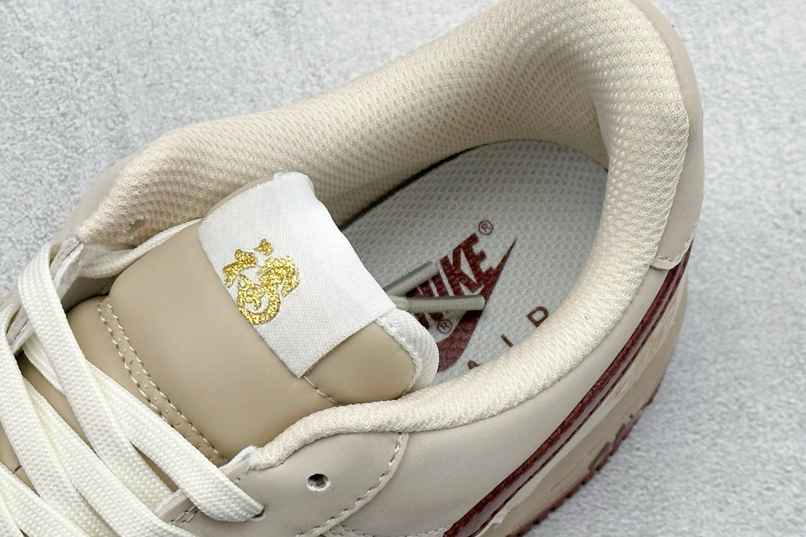SC版Nike Air Force 1'07 Low 马年限定 米褐杏红 空军一号低帮休闲板鞋 NH0601-522 SC版Nike Air Force 1'07 Low 马年限定 米褐杏红 空军一号低帮休闲板鞋 NH0601-522