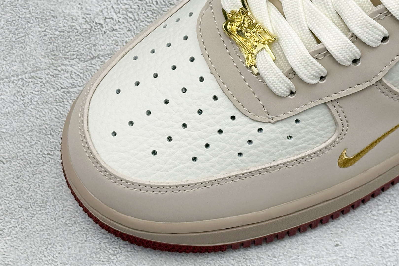 SC版Nike Air Force 1'07 Low 马年限定 米褐杏红 空军一号低帮休闲板鞋 NH0601-522 SC版Nike Air Force 1'07 Low 马年限定 米褐杏红 空军一号低帮休闲板鞋 NH0601-522