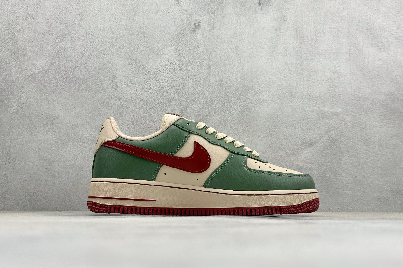 SC版Nike Air Force 1'07 Low 马年限定 翠绿杏红 空军一号低帮休闲板鞋 NH0601-518