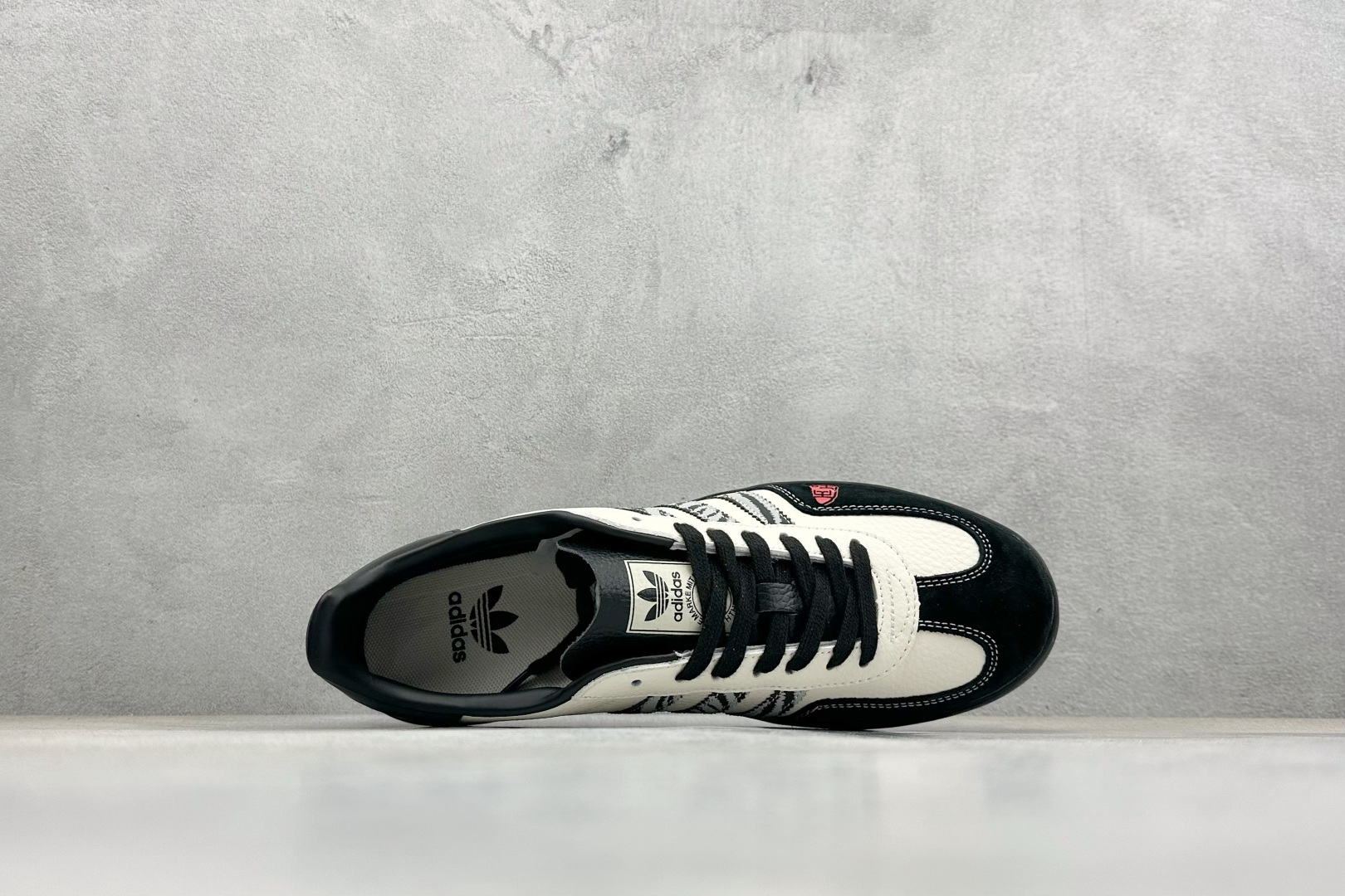 240 Adidas Originals Gazelle Indoor 马年限定 ‘DIY‘定制 桑巴果冻休闲百搭低帮板鞋 ZH2599-Chinese UA Cheap High Quatity Brand Clothes Bags handbags Sneakers wholesale wholesaler seller from China Factory suppliers Fashion Clothing Shoes best Quality Beautiful Price 240 Adidas Originals Gazelle Indoor 马年限定 ‘DIY‘定制 桑巴果冻休闲百搭低帮板鞋 ZH2599