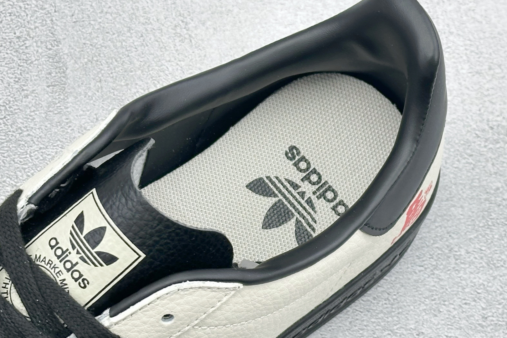 240 Adidas Originals Gazelle Indoor 马年限定 ‘DIY‘定制 桑巴果冻休闲百搭低帮板鞋 ZH2599-Chinese UA Cheap High Quatity Brand Clothes Bags handbags Sneakers wholesale wholesaler seller from China Factory suppliers Fashion Clothing Shoes best Quality Beautiful Price 240 Adidas Originals Gazelle Indoor 马年限定 ‘DIY‘定制 桑巴果冻休闲百搭低帮板鞋 ZH2599