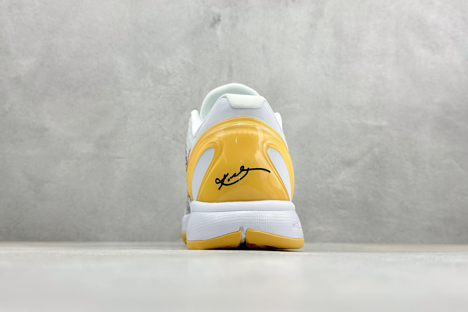 Nike Zoom Kobe VI 马年限定 CNY新年款 耐克 科比6代系列 低帮复刻实战运动低帮文化篮球鞋 CW2190-037-Chinese wholesaler seller Clothes Bags handbags wholesale Shoes High Quatity wholesaler seller Cheap Sneakers from China Factory Chinese suppliers china wholesale clothing wholesaler seller Nike Zoom Kobe VI 马年限定 CNY新年款 耐克 科比6代系列 低帮复刻实战运动低帮文化篮球鞋 CW2190-037