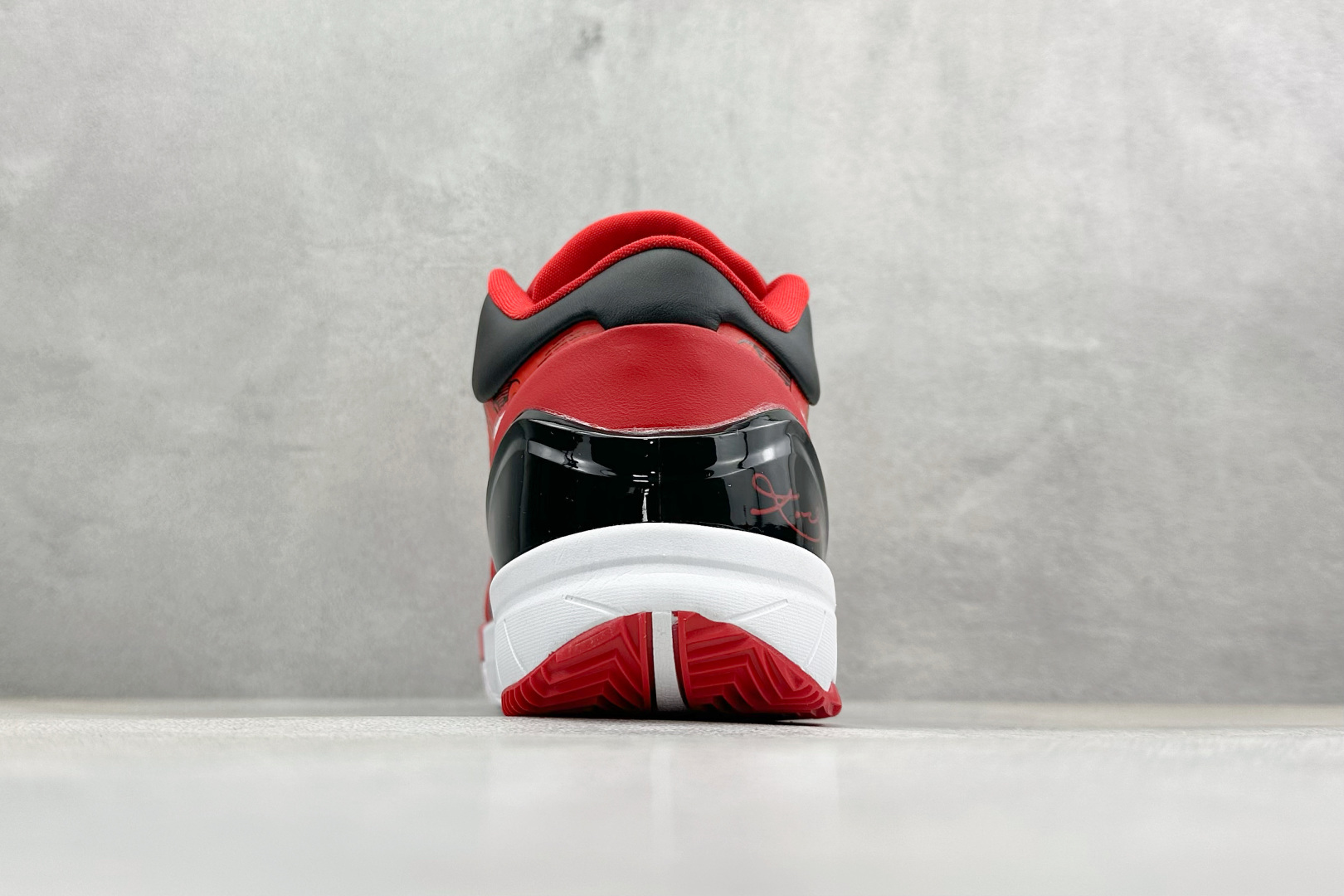 360 Nike Zoom Kobe 4代 PROTRO CHBL 马年限定 防滑耐磨减震舒适轻便实战篮球鞋 FJ9363-108-Chinese UA Cheap High Quatity Brand Clothes Bags handbags Sneakers wholesale wholesaler seller from China Factory suppliers Fashion Clothing Shoes best Quality Beautiful Price 360 Nike Zoom Kobe 4代 PROTRO CHBL 马年限定 防滑耐磨减震舒适轻便实战篮球鞋 FJ9363-108
