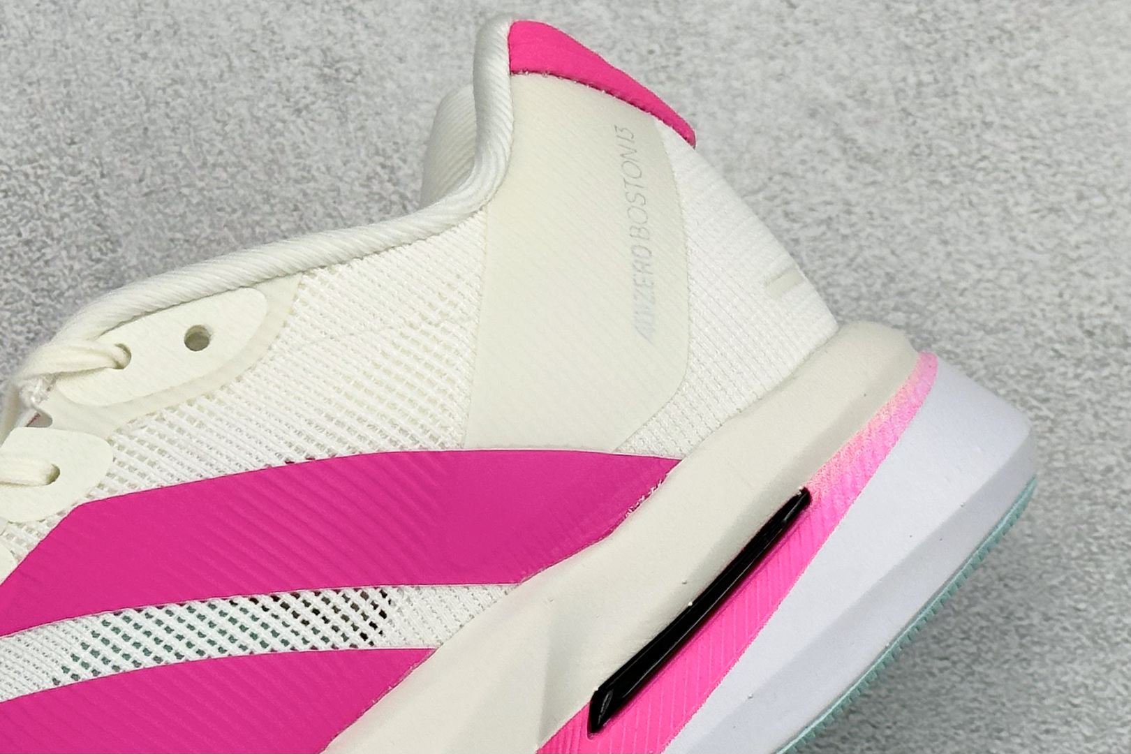 AD Adizero Boston 13 透气网布竞速跑鞋 KK1427-Top High Quatity Cheap Sneakers Fashion Clothing Clothes Bags handbags Shoes of all Brand wholesale With The best Quality And Beautiful Price from China Factory Chinese suppliers wholesaler seller AD Adizero Boston 13 透气网布竞速跑鞋 KK1427