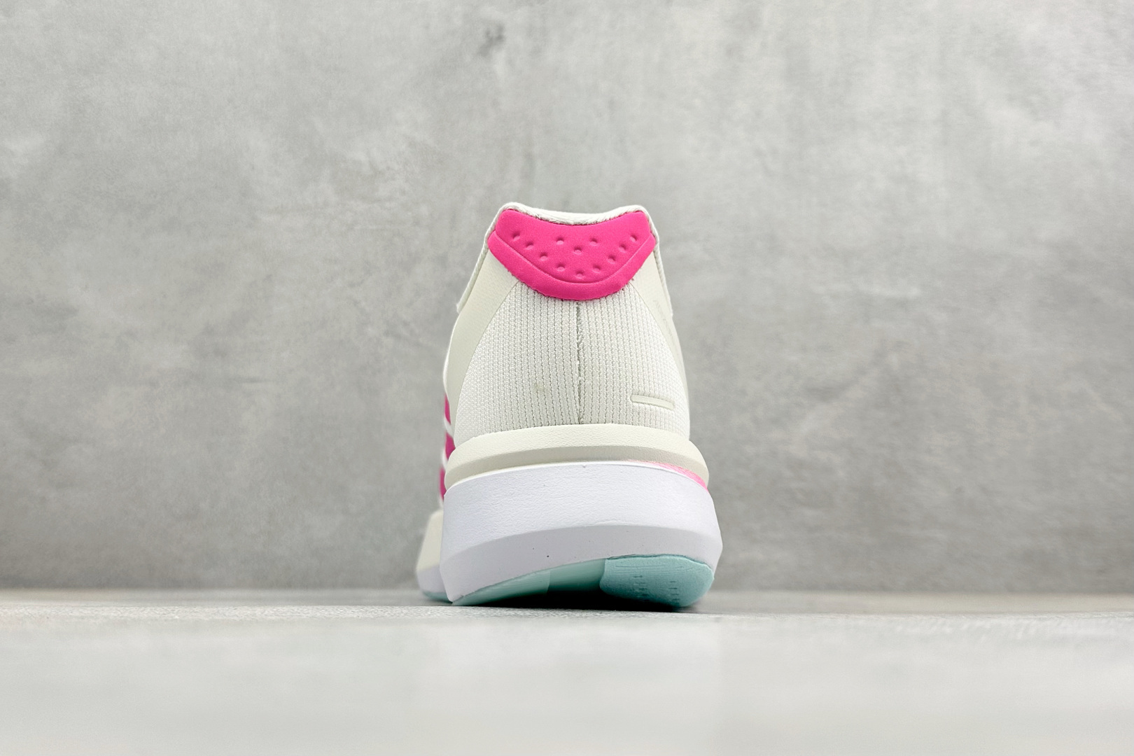 AD Adizero Boston 13 透气网布竞速跑鞋 KK1427-Top High Quatity Cheap Sneakers Fashion Clothing Clothes Bags handbags Shoes of all Brand wholesale With The best Quality And Beautiful Price from China Factory Chinese suppliers wholesaler seller AD Adizero Boston 13 透气网布竞速跑鞋 KK1427
