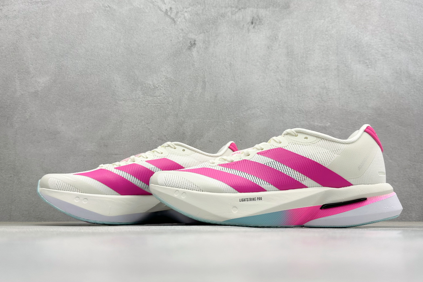 AD Adizero Boston 13 透气网布竞速跑鞋 KK1427-Top High Quatity Cheap Sneakers Fashion Clothing Clothes Bags handbags Shoes of all Brand wholesale With The best Quality And Beautiful Price from China Factory Chinese suppliers wholesaler seller AD Adizero Boston 13 透气网布竞速跑鞋 KK1427