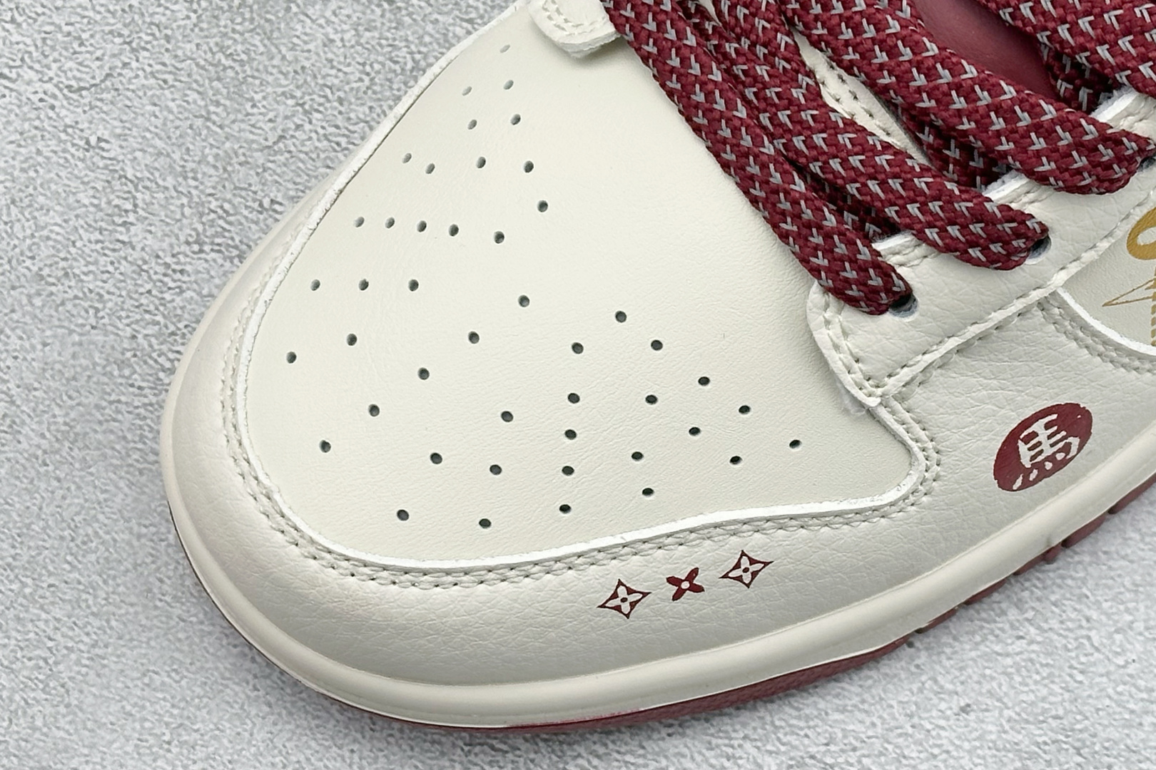 Nike Dunk Low Retro 2026 马年限定 周年高端定制 低帮休闲板鞋 QW5288-110-Top High Quatity Cheap Sneakers Fashion Clothing Clothes Bags handbags Shoes of all Brand wholesale With The best Quality And Beautiful Price from China Factory Chinese suppliers wholesaler seller Nike Dunk Low Retro 2026 马年限定 周年高端定制 低帮休闲板鞋 QW5288-110