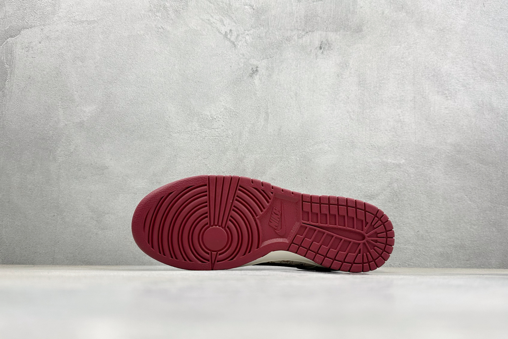 Nike Dunk Low Retro 2026 马年限定 周年高端定制 低帮休闲板鞋 QW5288-110-Top High Quatity Cheap Sneakers Fashion Clothing Clothes Bags handbags Shoes of all Brand wholesale With The best Quality And Beautiful Price from China Factory Chinese suppliers wholesaler seller Nike Dunk Low Retro 2026 马年限定 周年高端定制 低帮休闲板鞋 QW5288-110