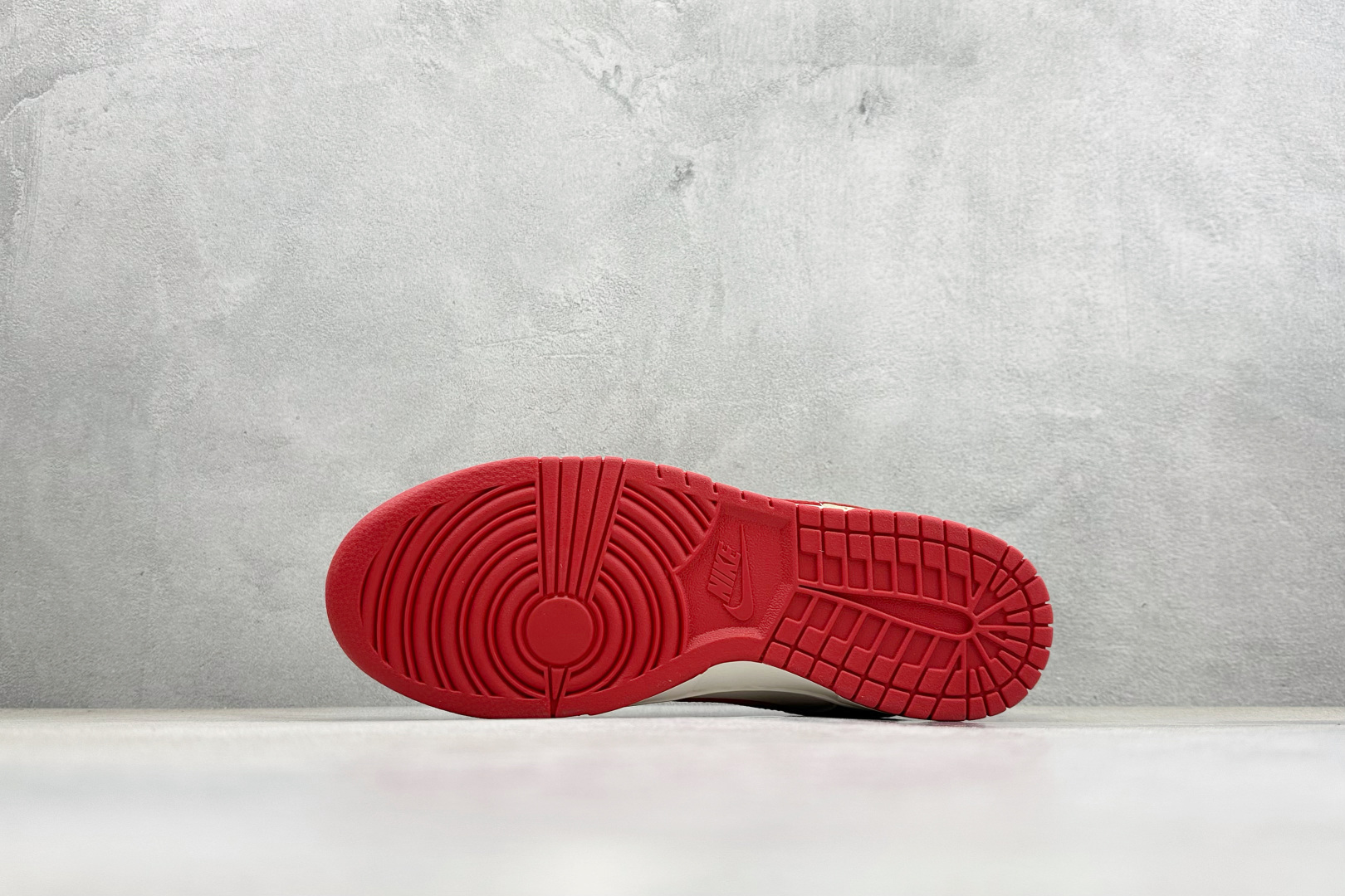 Nike Dunk Low Retro 马年限定 周年高端定制 低帮休闲板鞋 SD6868-113-Top High Quatity Cheap Sneakers Fashion Clothing Clothes Bags handbags Shoes of all Brand wholesale With The best Quality And Beautiful Price from China Factory Chinese suppliers wholesaler seller Nike Dunk Low Retro 马年限定 周年高端定制 低帮休闲板鞋 SD6868-113