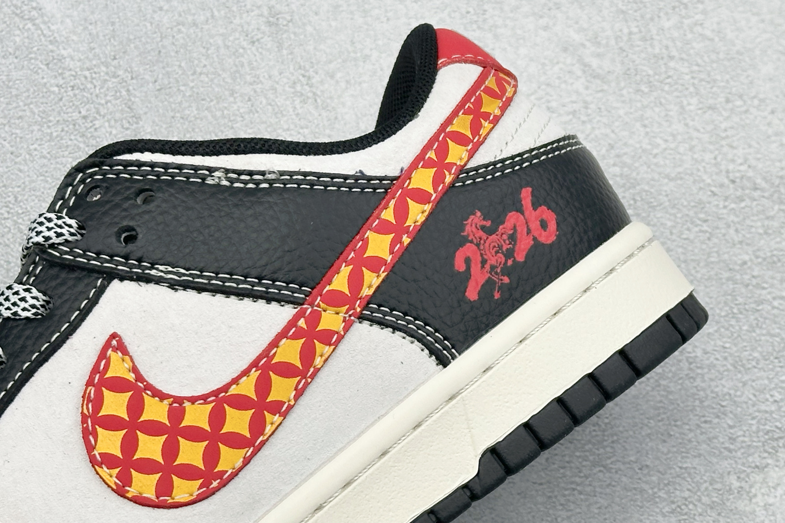 280 Nike Dunk Low Retro 马年限定 周年高端定制 低帮休闲板鞋 MY9969-906-Chinese UA Cheap High Quatity Brand Clothes Bags handbags Sneakers wholesale wholesaler seller from China Factory suppliers Fashion Clothing Shoes best Quality Beautiful Price 280 Nike Dunk Low Retro 马年限定 周年高端定制 低帮休闲板鞋 MY9969-906