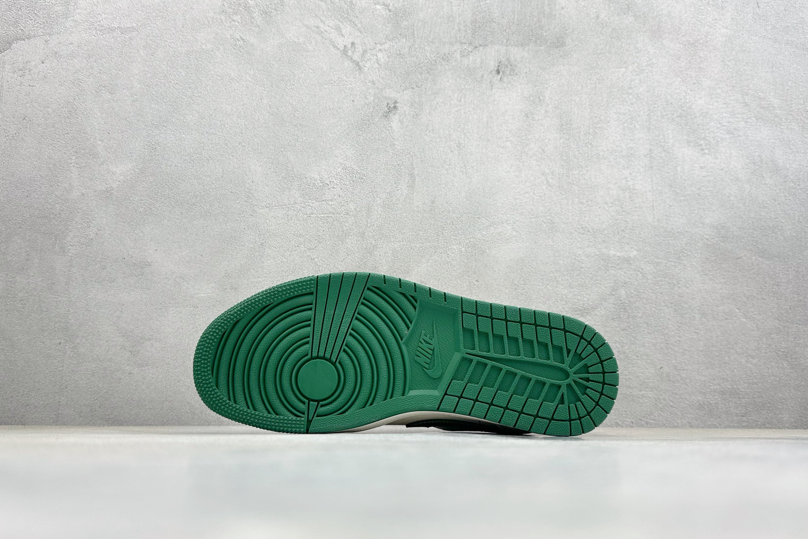Air Jordan 1 Low AJ1 乔1 马年限定 高端定制 低帮复古篮球鞋 FF9989-031-Top High Quatity Cheap Sneakers Fashion Clothing Clothes Bags handbags Shoes of all Brand wholesale With The best Quality And Beautiful Price from China Factory Chinese suppliers wholesaler seller Air Jordan 1 Low AJ1 乔1 马年限定 高端定制 低帮复古篮球鞋 FF9989-031