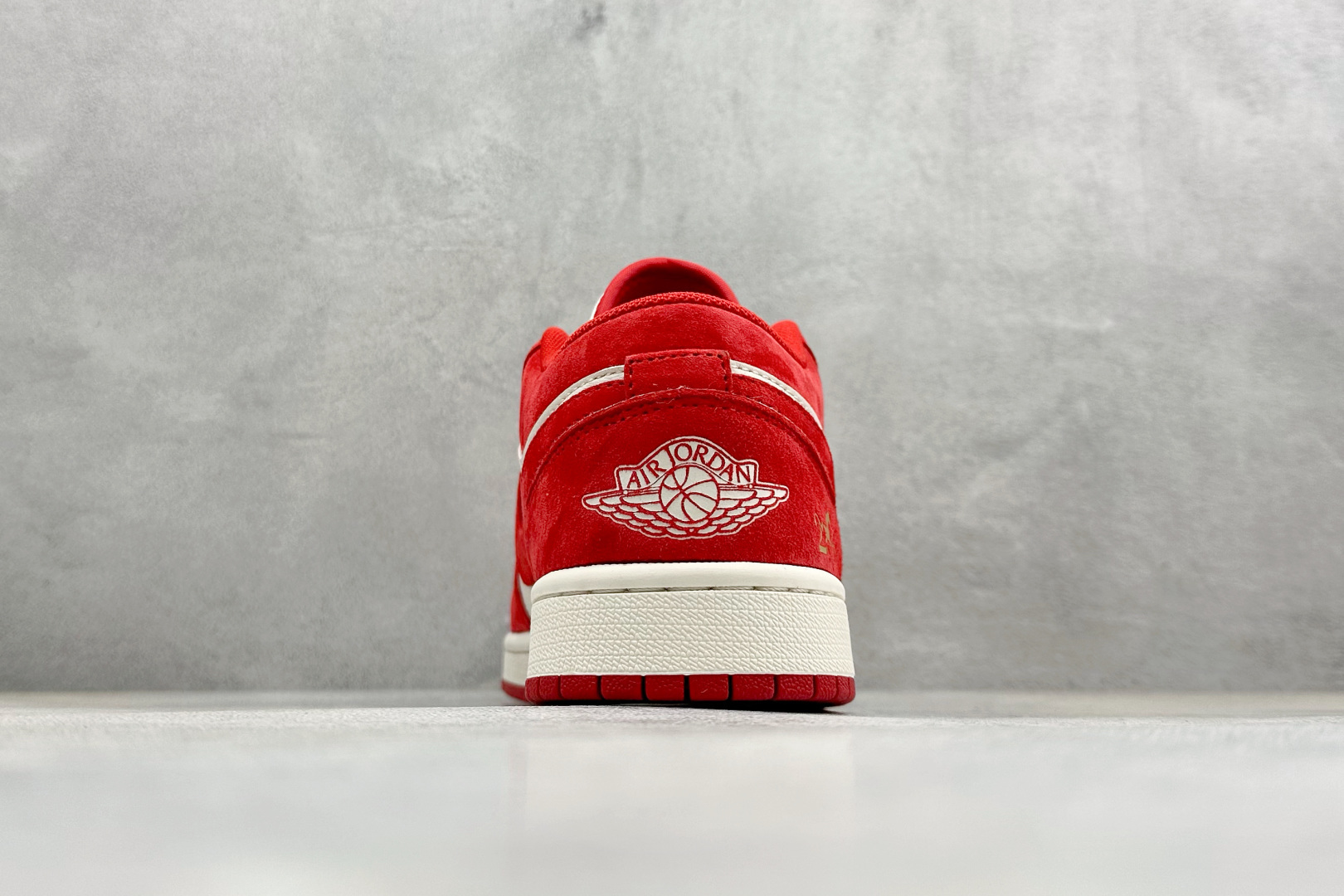 Air Jordan 1 Low AJ1 乔1 2026马年限定 高端定制 低帮复古篮球鞋 DX6259-602-Top High Quatity Cheap Sneakers Fashion Clothing Clothes Bags handbags Shoes of all Brand wholesale With The best Quality And Beautiful Price from China Factory Chinese suppliers wholesaler seller Air Jordan 1 Low AJ1 乔1 2026马年限定 高端定制 低帮复古篮球鞋 DX6259-602