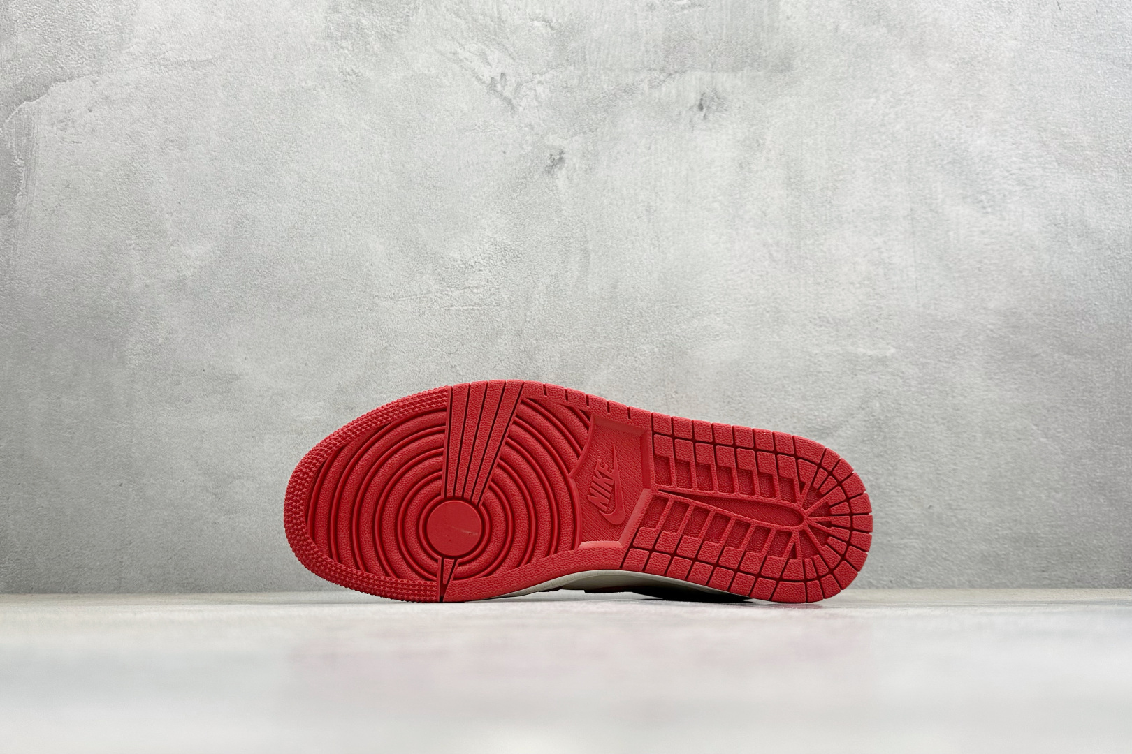 Air Jordan 1 Low AJ1 乔1 2026马年限定 高端定制 低帮复古篮球鞋 DX6259-602-Top High Quatity Cheap Sneakers Fashion Clothing Clothes Bags handbags Shoes of all Brand wholesale With The best Quality And Beautiful Price from China Factory Chinese suppliers wholesaler seller Air Jordan 1 Low AJ1 乔1 2026马年限定 高端定制 低帮复古篮球鞋 DX6259-602