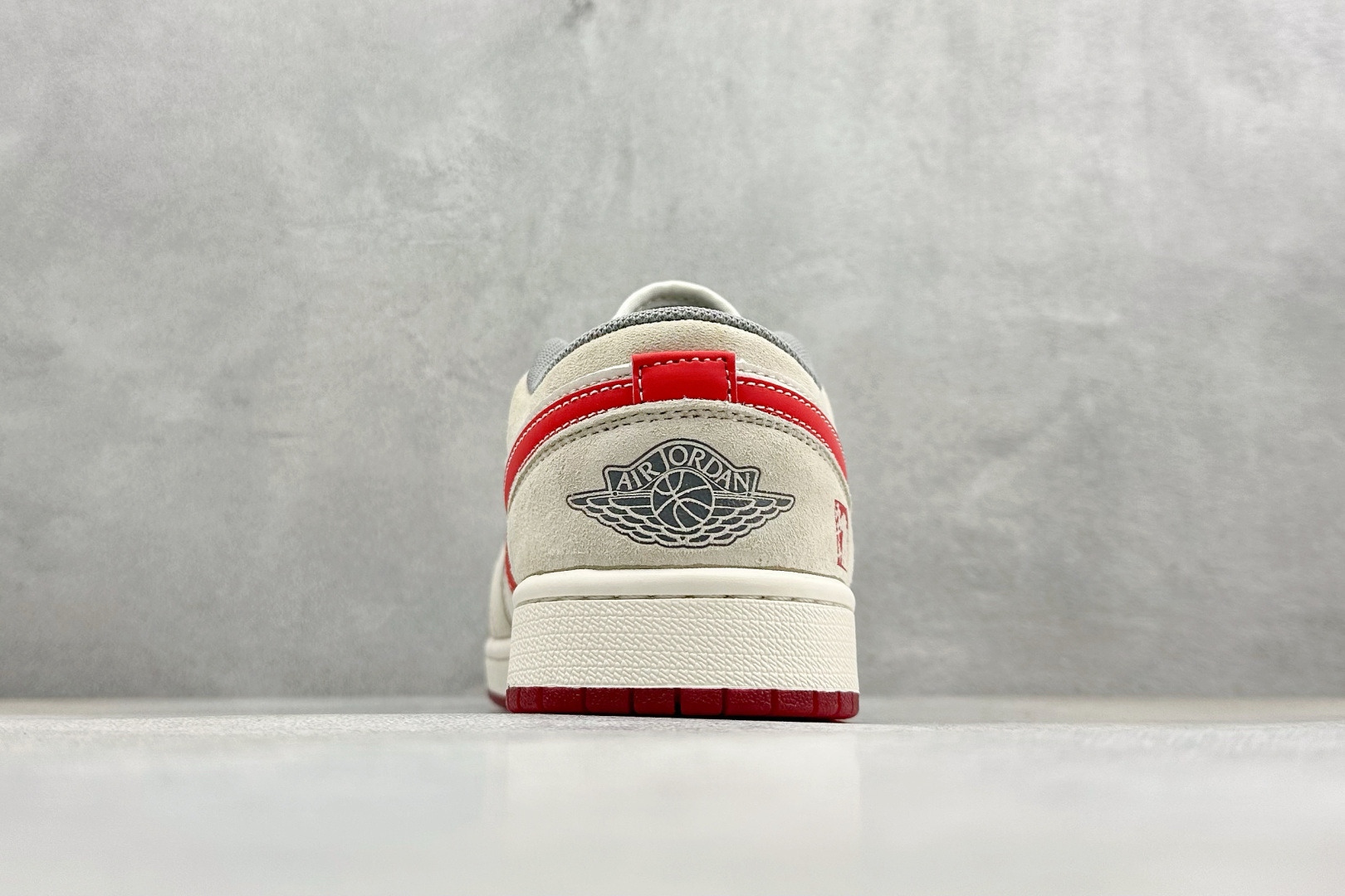 Air Jordan 1 Low AJ1 乔1 马年限定 高端定制 低帮复古篮球鞋 JY6988-139-Top High Quatity Cheap Sneakers Fashion Clothing Clothes Bags handbags Shoes of all Brand wholesale With The best Quality And Beautiful Price from China Factory Chinese suppliers wholesaler seller Air Jordan 1 Low AJ1 乔1 马年限定 高端定制 低帮复古篮球鞋 JY6988-139
