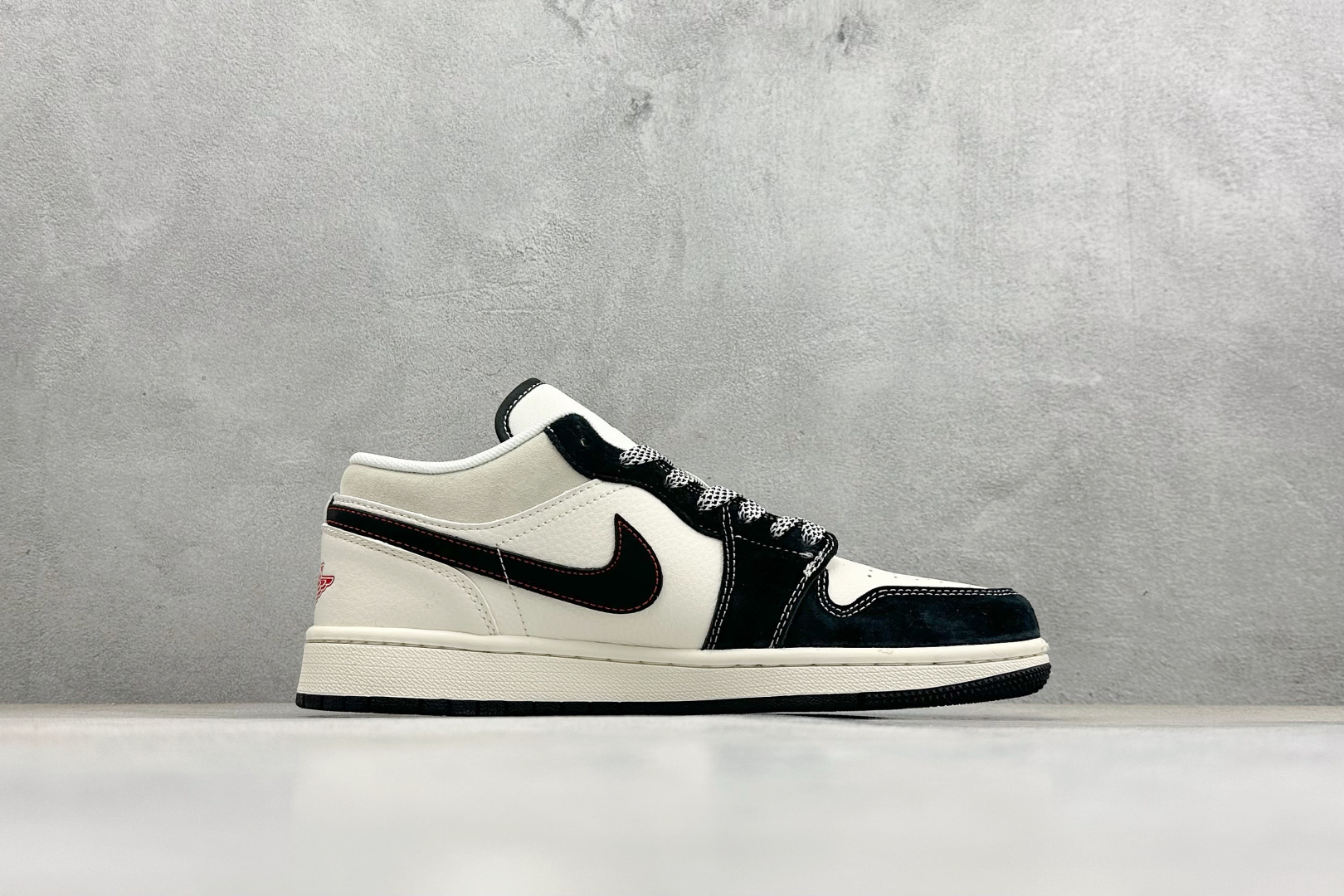 Air Jordan 1 Low AJ1 乔1 2026马年限定 高端定制 低帮复古篮球鞋 JJ5908-001-Top High Quatity Cheap Sneakers Fashion Clothing Clothes Bags handbags Shoes of all Brand wholesale With The best Quality And Beautiful Price from China Factory Chinese suppliers wholesaler seller Air Jordan 1 Low AJ1 乔1 2026马年限定 高端定制 低帮复古篮球鞋 JJ5908-001