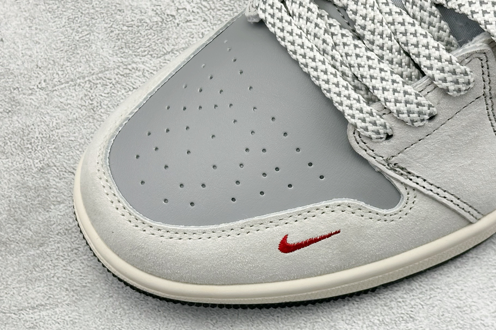 Air Jordan 1 Low AJ1 乔1 马年限定 高端定制 低帮复古篮球鞋 JP2026-126