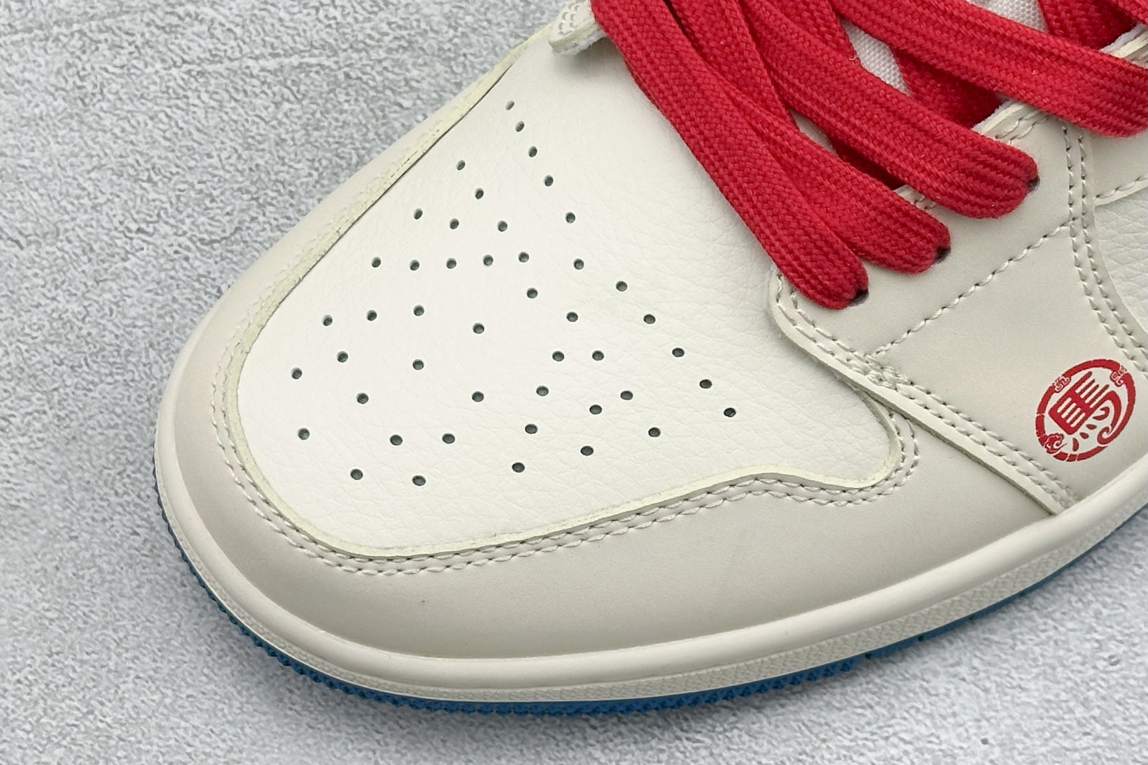 Air Jordan 1 Low AJ1 乔1 马年限定 高端定制 低帮复古篮球鞋 XT6998-139-Top High Quatity Cheap Sneakers Fashion Clothing Clothes Bags handbags Shoes of all Brand wholesale With The best Quality And Beautiful Price from China Factory Chinese suppliers wholesaler seller Air Jordan 1 Low AJ1 乔1 马年限定 高端定制 低帮复古篮球鞋 XT6998-139