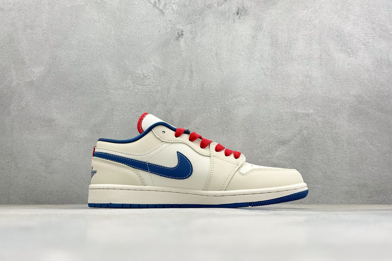 Air Jordan 1 Low AJ1 乔1 马年限定 高端定制 低帮复古篮球鞋 XT6998-139-Top High Quatity Cheap Sneakers Fashion Clothing Clothes Bags handbags Shoes of all Brand wholesale With The best Quality And Beautiful Price from China Factory Chinese suppliers wholesaler seller Air Jordan 1 Low AJ1 乔1 马年限定 高端定制 低帮复古篮球鞋 XT6998-139