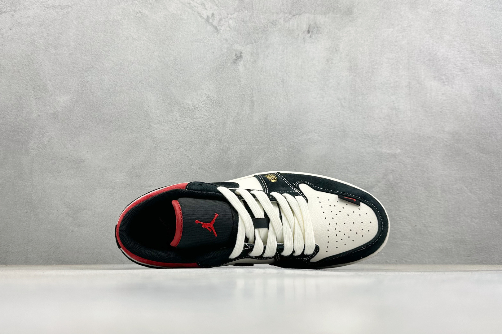 Air Jordan 1 Low AJ1 乔1 2026马年限定 高端定制 低帮复古篮球鞋 MZ9588-840-Top High Quatity Cheap Sneakers Fashion Clothing Clothes Bags handbags Shoes of all Brand wholesale With The best Quality And Beautiful Price from China Factory Chinese suppliers wholesaler seller Air Jordan 1 Low AJ1 乔1 2026马年限定 高端定制 低帮复古篮球鞋 MZ9588-840