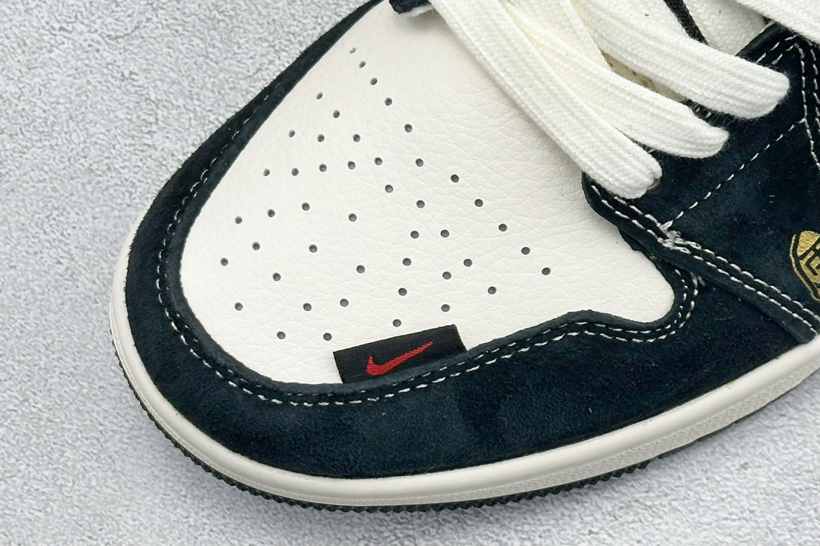 Air Jordan 1 Low AJ1 乔1 2026马年限定 高端定制 低帮复古篮球鞋 MZ9588-840-Top High Quatity Cheap Sneakers Fashion Clothing Clothes Bags handbags Shoes of all Brand wholesale With The best Quality And Beautiful Price from China Factory Chinese suppliers wholesaler seller Air Jordan 1 Low AJ1 乔1 2026马年限定 高端定制 低帮复古篮球鞋 MZ9588-840
