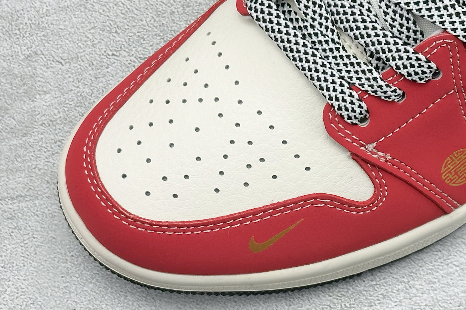 Air Jordan 1 Low AJ1 乔1 2026马年限定 高端定制 低帮复古篮球鞋 MZ9588-842-Top High Quatity Cheap Sneakers Fashion Clothing Clothes Bags handbags Shoes of all Brand wholesale With The best Quality And Beautiful Price from China Factory Chinese suppliers wholesaler seller Air Jordan 1 Low AJ1 乔1 2026马年限定 高端定制 低帮复古篮球鞋 MZ9588-842