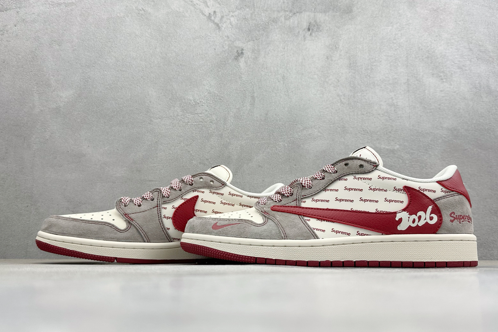 Air Jordan 1 Low AJ1 乔1 2026马年限定 高端定制 低帮倒钩复古篮球鞋 JP2026-119-Top High Quatity Cheap Sneakers Fashion Clothing Clothes Bags handbags Shoes of all Brand wholesale With The best Quality And Beautiful Price from China Factory Chinese suppliers wholesaler seller Air Jordan 1 Low AJ1 乔1 2026马年限定 高端定制 低帮倒钩复古篮球鞋 JP2026-119