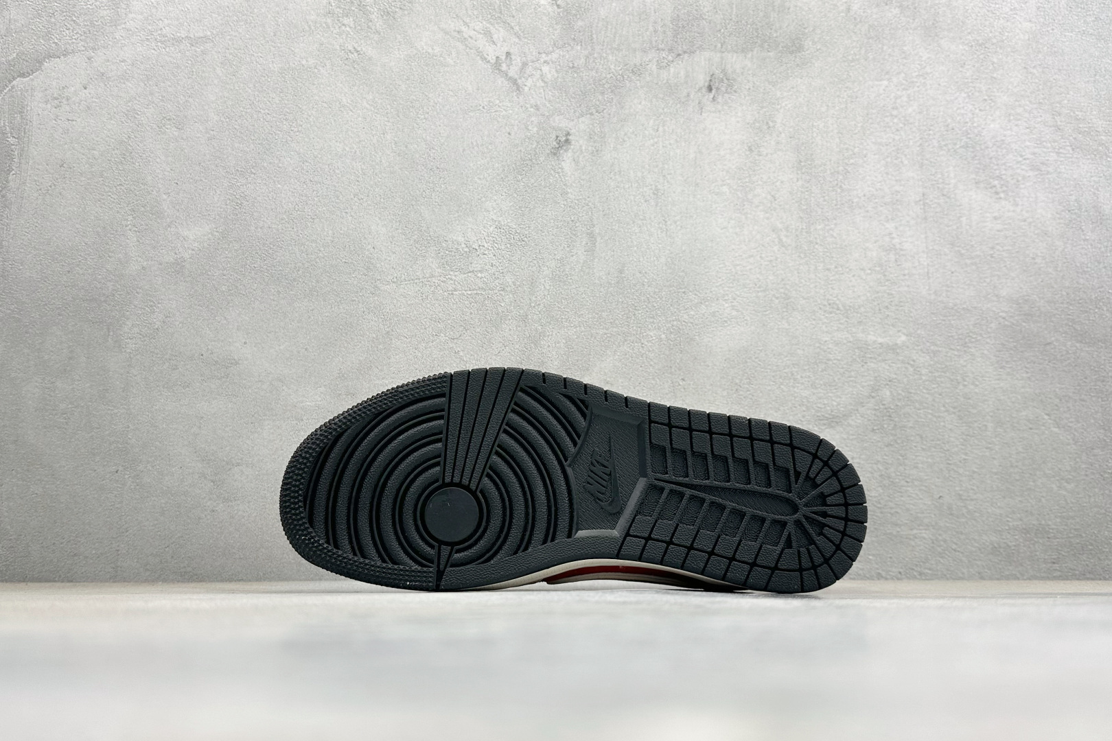 Air Jordan 1 Low AJ1 乔1 2026马年限定 高端定制 低帮倒钩复古篮球鞋 JP2026-161-Top High Quatity Cheap Sneakers Fashion Clothing Clothes Bags handbags Shoes of all Brand wholesale With The best Quality And Beautiful Price from China Factory Chinese suppliers wholesaler seller Air Jordan 1 Low AJ1 乔1 2026马年限定 高端定制 低帮倒钩复古篮球鞋 JP2026-161