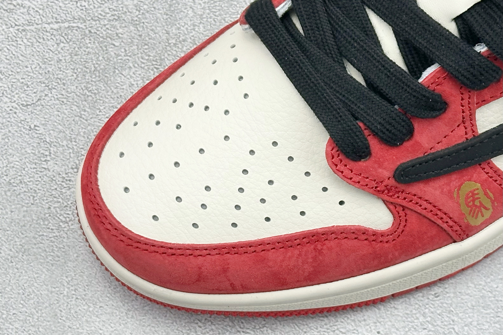Air Jordan 1 Low AJ1 乔1 2026马年限定 高端定制 低帮倒钩复古篮球鞋 QW5288-142-Top High Quatity Cheap Sneakers Fashion Clothing Clothes Bags handbags Shoes of all Brand wholesale With The best Quality And Beautiful Price from China Factory Chinese suppliers wholesaler seller Air Jordan 1 Low AJ1 乔1 2026马年限定 高端定制 低帮倒钩复古篮球鞋 QW5288-142