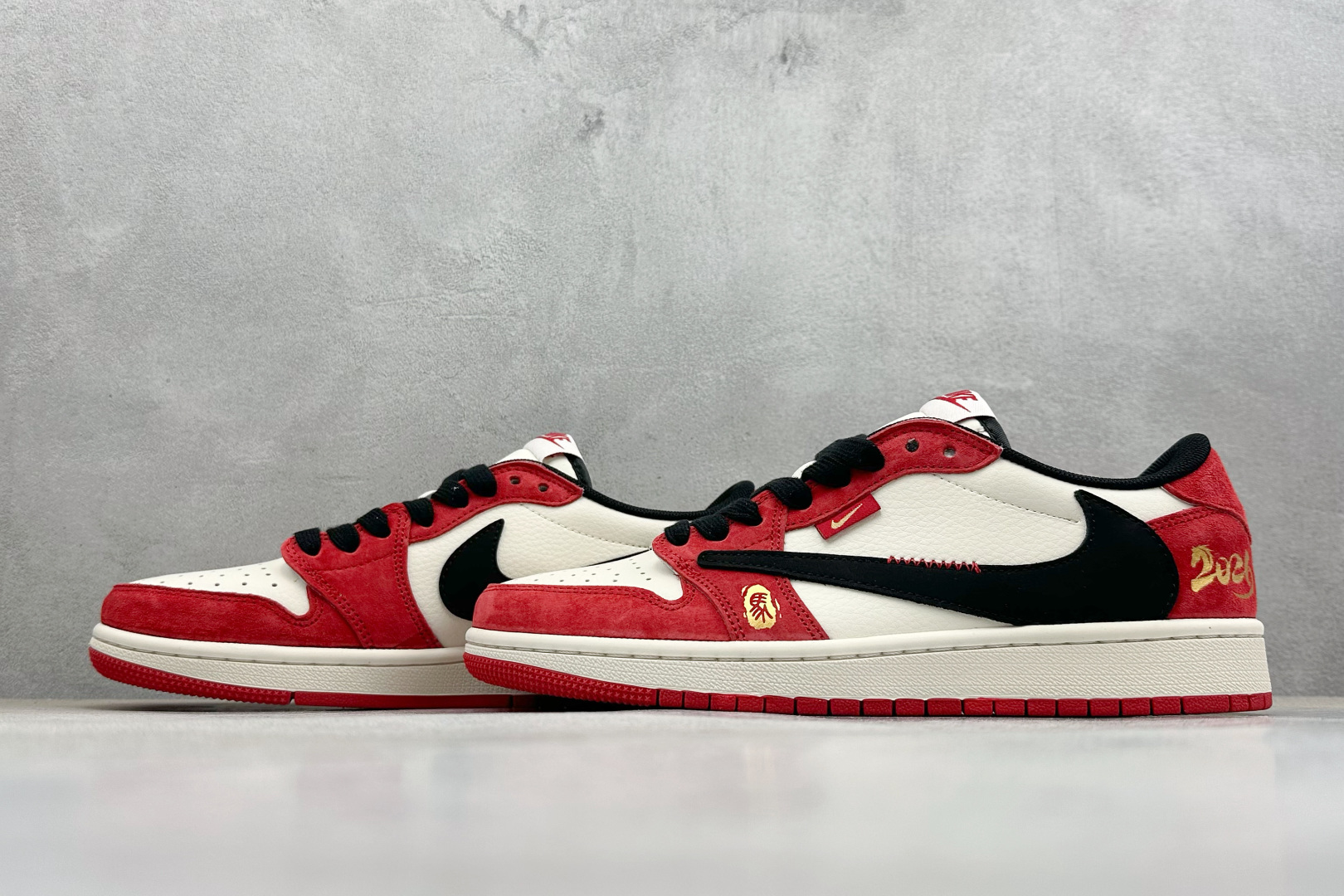 Air Jordan 1 Low AJ1 乔1 2026马年限定 高端定制 低帮倒钩复古篮球鞋 QW5288-142-Top High Quatity Cheap Sneakers Fashion Clothing Clothes Bags handbags Shoes of all Brand wholesale With The best Quality And Beautiful Price from China Factory Chinese suppliers wholesaler seller Air Jordan 1 Low AJ1 乔1 2026马年限定 高端定制 低帮倒钩复古篮球鞋 QW5288-142