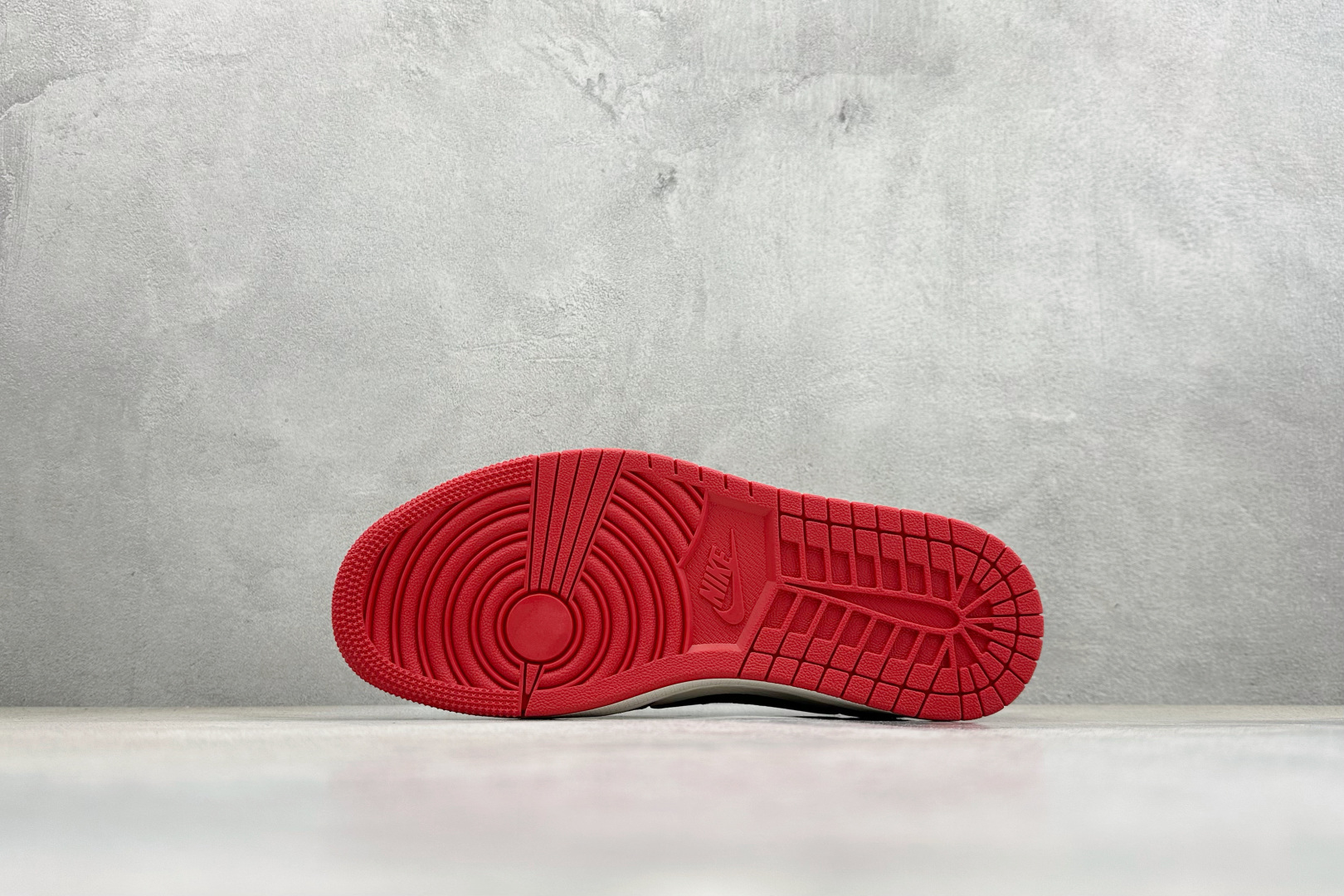 Air Jordan 1 Low AJ1 乔1 2026马年限定 高端定制 低帮倒钩复古篮球鞋 QW5288-142-Top High Quatity Cheap Sneakers Fashion Clothing Clothes Bags handbags Shoes of all Brand wholesale With The best Quality And Beautiful Price from China Factory Chinese suppliers wholesaler seller Air Jordan 1 Low AJ1 乔1 2026马年限定 高端定制 低帮倒钩复古篮球鞋 QW5288-142