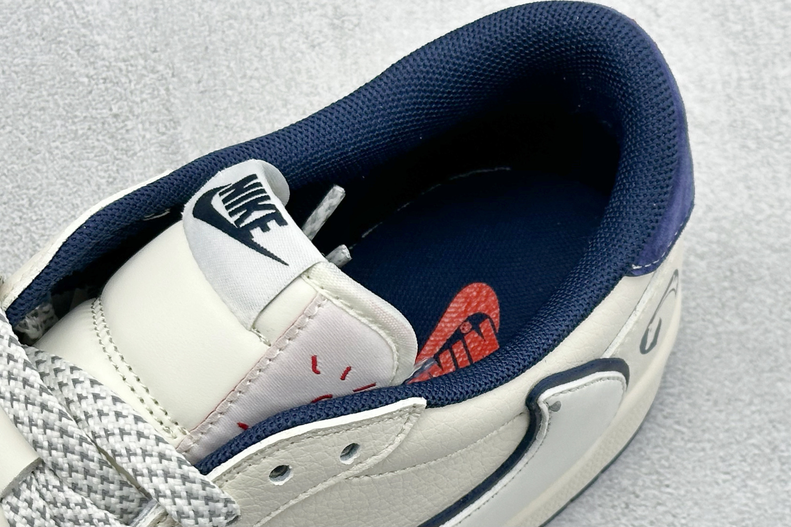 Air Jordan 1 Low AJ1 乔1 马年限定 高端定制 低帮倒钩复古篮球鞋 FF9989-013