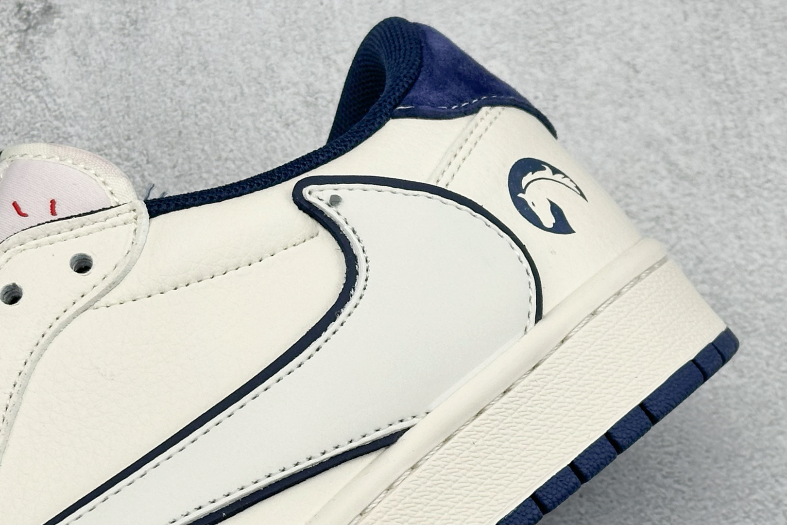 Air Jordan 1 Low AJ1 乔1 马年限定 高端定制 低帮倒钩复古篮球鞋 FF9989-013