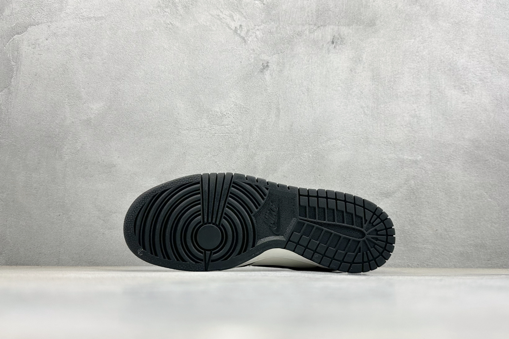 Nike Dunk Low Retro 马年限定 周年高端定制 低帮休闲板鞋 X25899-115-Chinese wholesaler seller Clothes Bags handbags wholesale Shoes High Quatity wholesaler seller Cheap Sneakers from China Factory Chinese suppliers china wholesale clothing wholesaler seller Nike Dunk Low Retro 马年限定 周年高端定制 低帮休闲板鞋 X25899-115