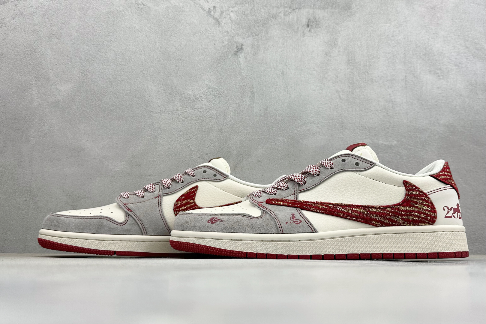 Air Jordan 1 Low AJ1 乔1 2026马年限定 高端定制 低帮倒钩复古篮球鞋 LX1988-805-Top High Quatity Cheap Sneakers Fashion Clothing Clothes Bags handbags Shoes of all Brand wholesale With The best Quality And Beautiful Price from China Factory Chinese suppliers wholesaler seller Air Jordan 1 Low AJ1 乔1 2026马年限定 高端定制 低帮倒钩复古篮球鞋 LX1988-805