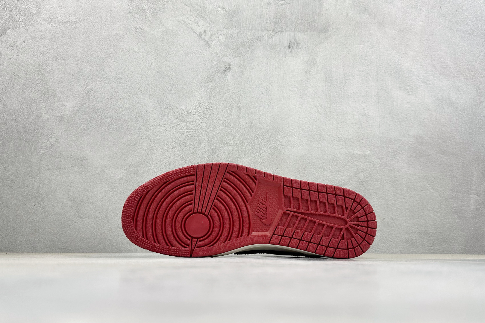 Air Jordan 1 Low AJ1 乔1 2026马年限定 高端定制 低帮倒钩复古篮球鞋 LX1988-805-Top High Quatity Cheap Sneakers Fashion Clothing Clothes Bags handbags Shoes of all Brand wholesale With The best Quality And Beautiful Price from China Factory Chinese suppliers wholesaler seller Air Jordan 1 Low AJ1 乔1 2026马年限定 高端定制 低帮倒钩复古篮球鞋 LX1988-805