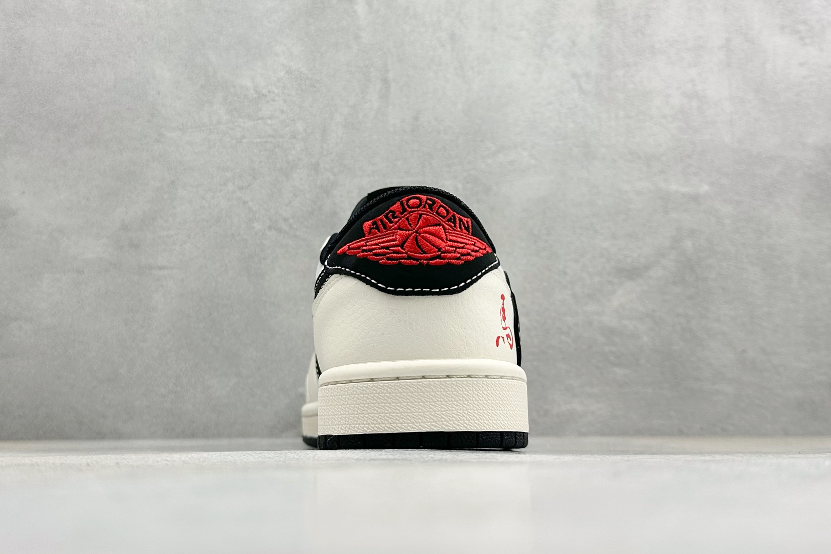 270 Air Jordan 1 Low AJ1 乔1 2026马年限定 高端定制 低帮倒钩复古篮球鞋 HG0026-023