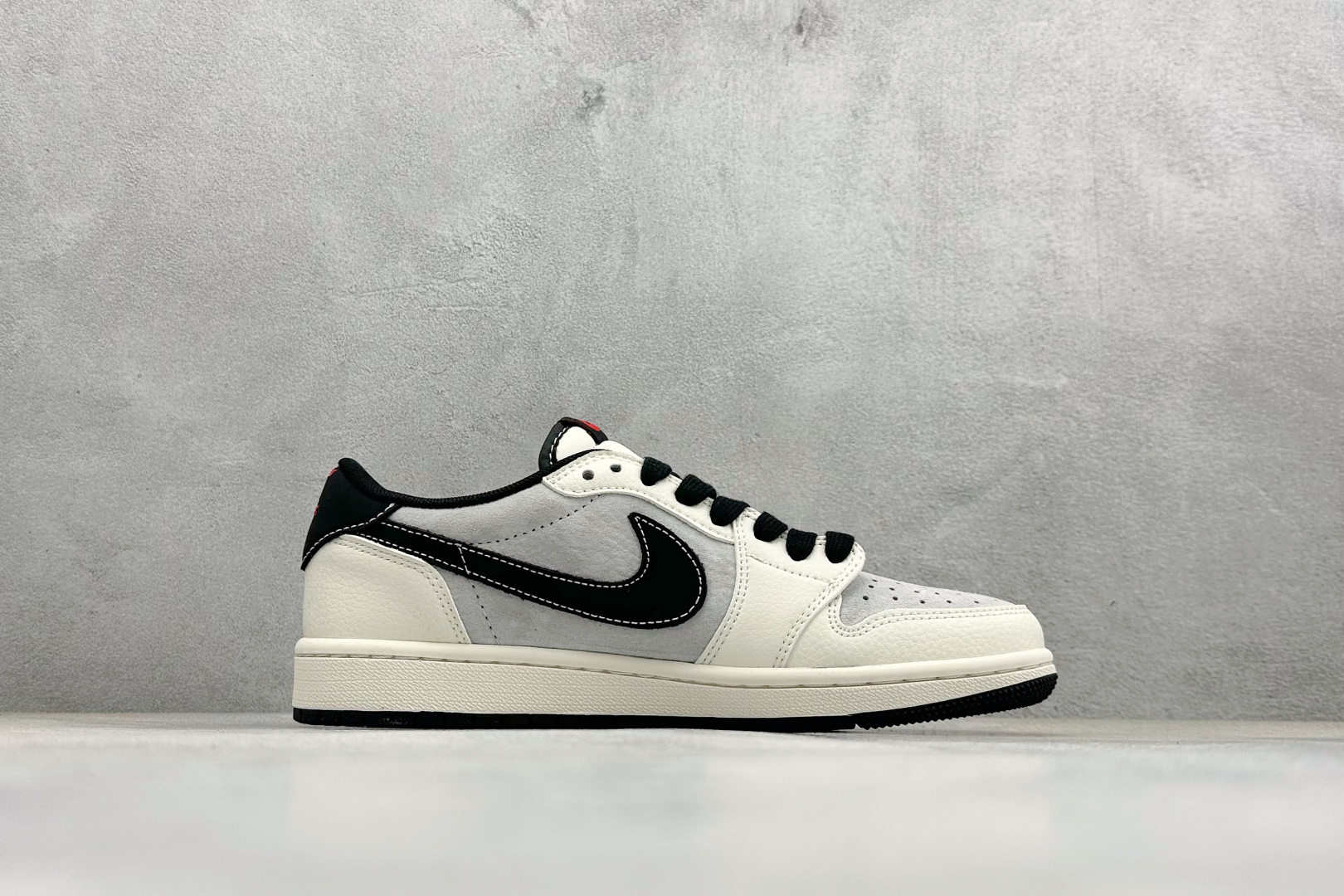270 Air Jordan 1 Low AJ1 乔1 2026马年限定 高端定制 低帮倒钩复古篮球鞋 HG0026-023