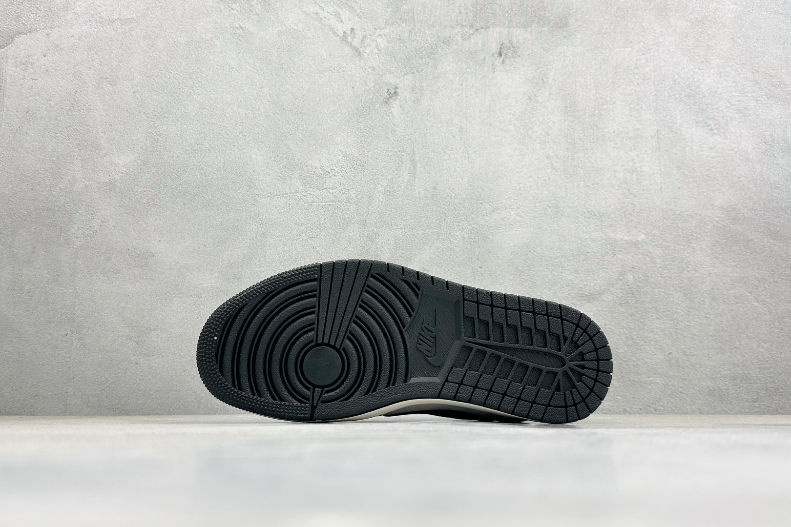 270 Air Jordan 1 Low AJ1 乔1 2026马年限定 高端定制 低帮倒钩复古篮球鞋 HG0026-023