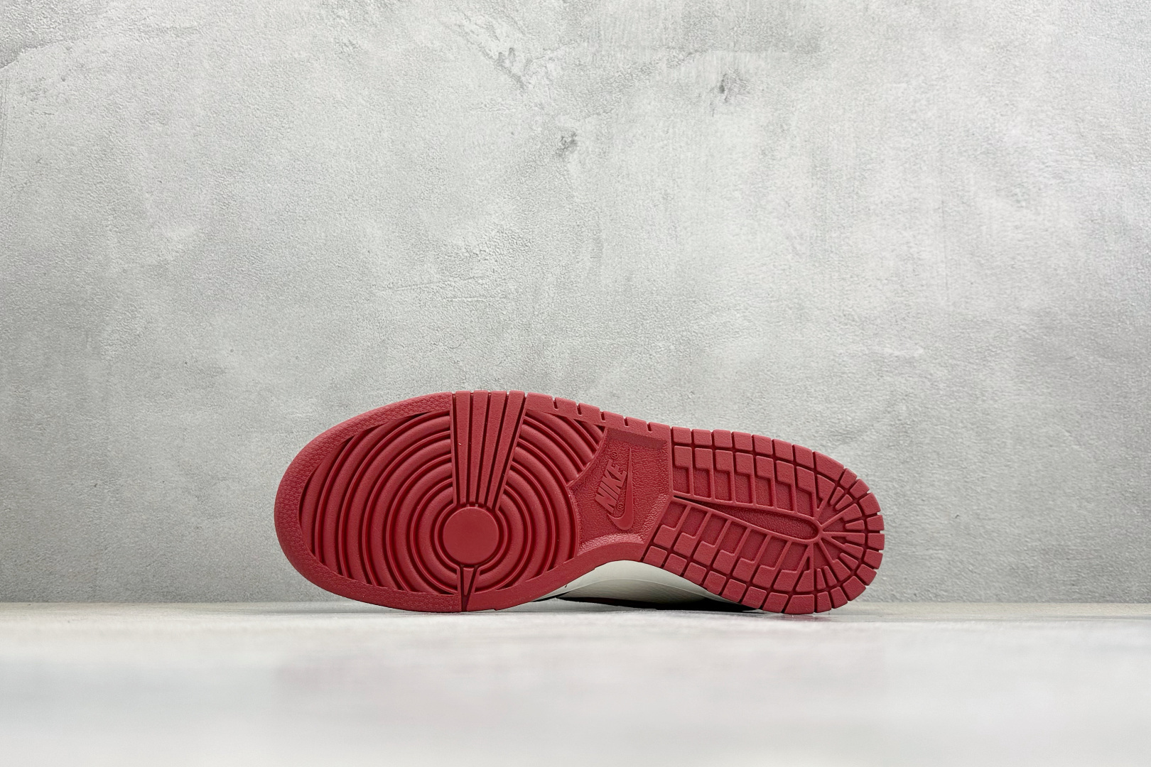Nike Dunk Low Retro 马年限定 周年高端定制 低帮休闲板鞋 XZ5899-120-Top High Quatity Cheap Sneakers Fashion Clothing Clothes Bags handbags Shoes of all Brand wholesale With The best Quality And Beautiful Price from China Factory Chinese suppliers wholesaler seller Nike Dunk Low Retro 马年限定 周年高端定制 低帮休闲板鞋 XZ5899-120