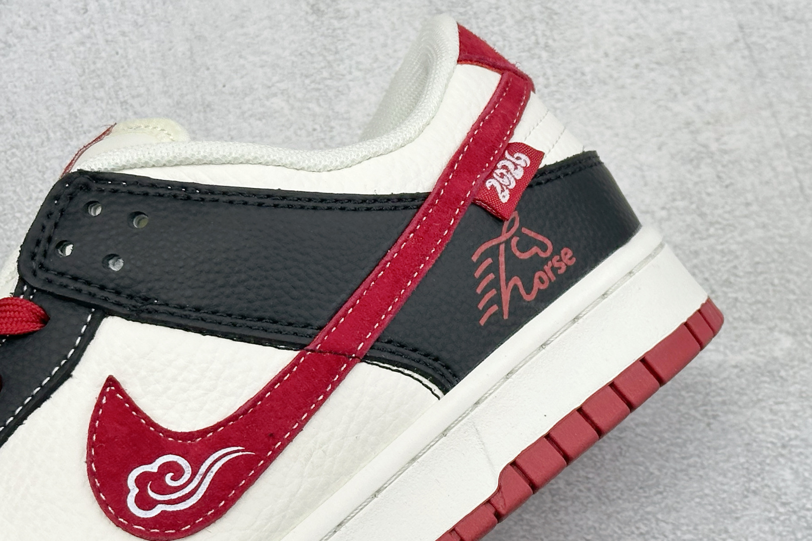 Nike Dunk Low Retro 马年限定 周年高端定制 低帮休闲板鞋 XZ5899-120-Top High Quatity Cheap Sneakers Fashion Clothing Clothes Bags handbags Shoes of all Brand wholesale With The best Quality And Beautiful Price from China Factory Chinese suppliers wholesaler seller Nike Dunk Low Retro 马年限定 周年高端定制 低帮休闲板鞋 XZ5899-120