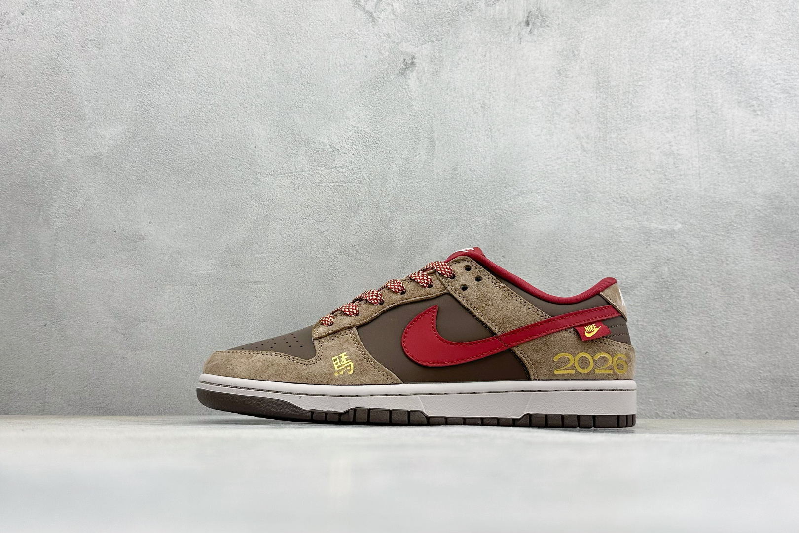 260 Nike Dunk Low Retro 2026 马年限定 周年高端定制 低帮休闲板鞋 HT5088-652